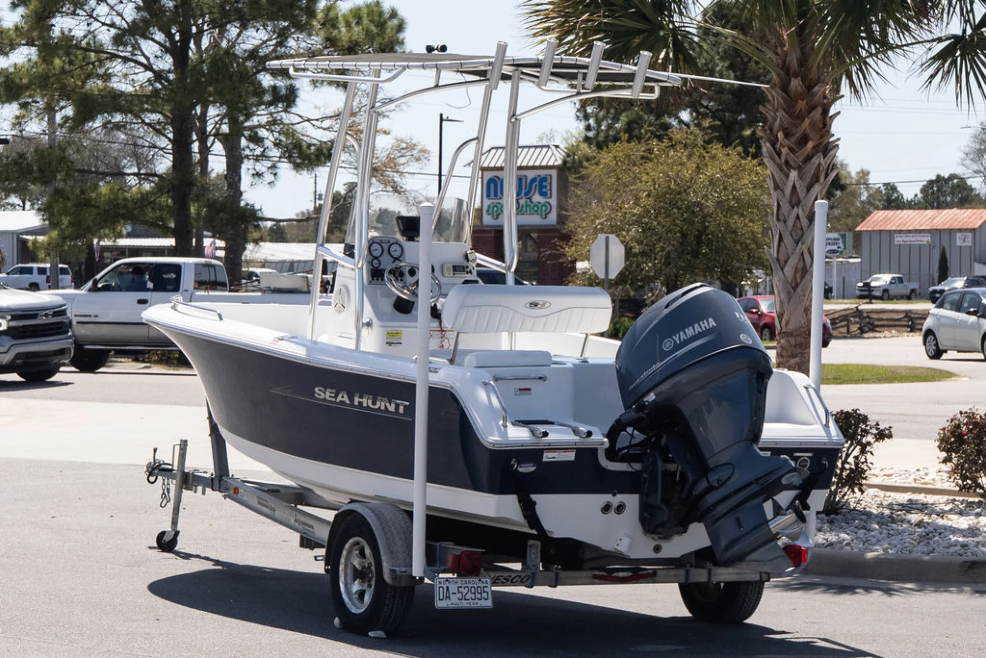 Sea Hunt TRITON 188 - Image 4