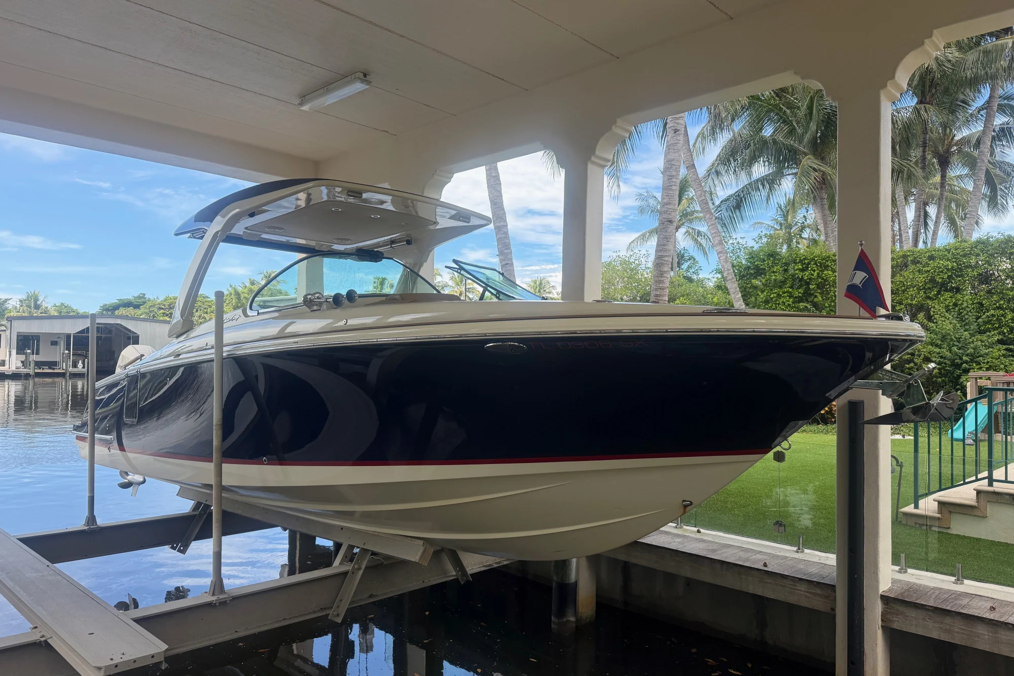 2021 Chris-Craft Launch 31 GT - Image 2