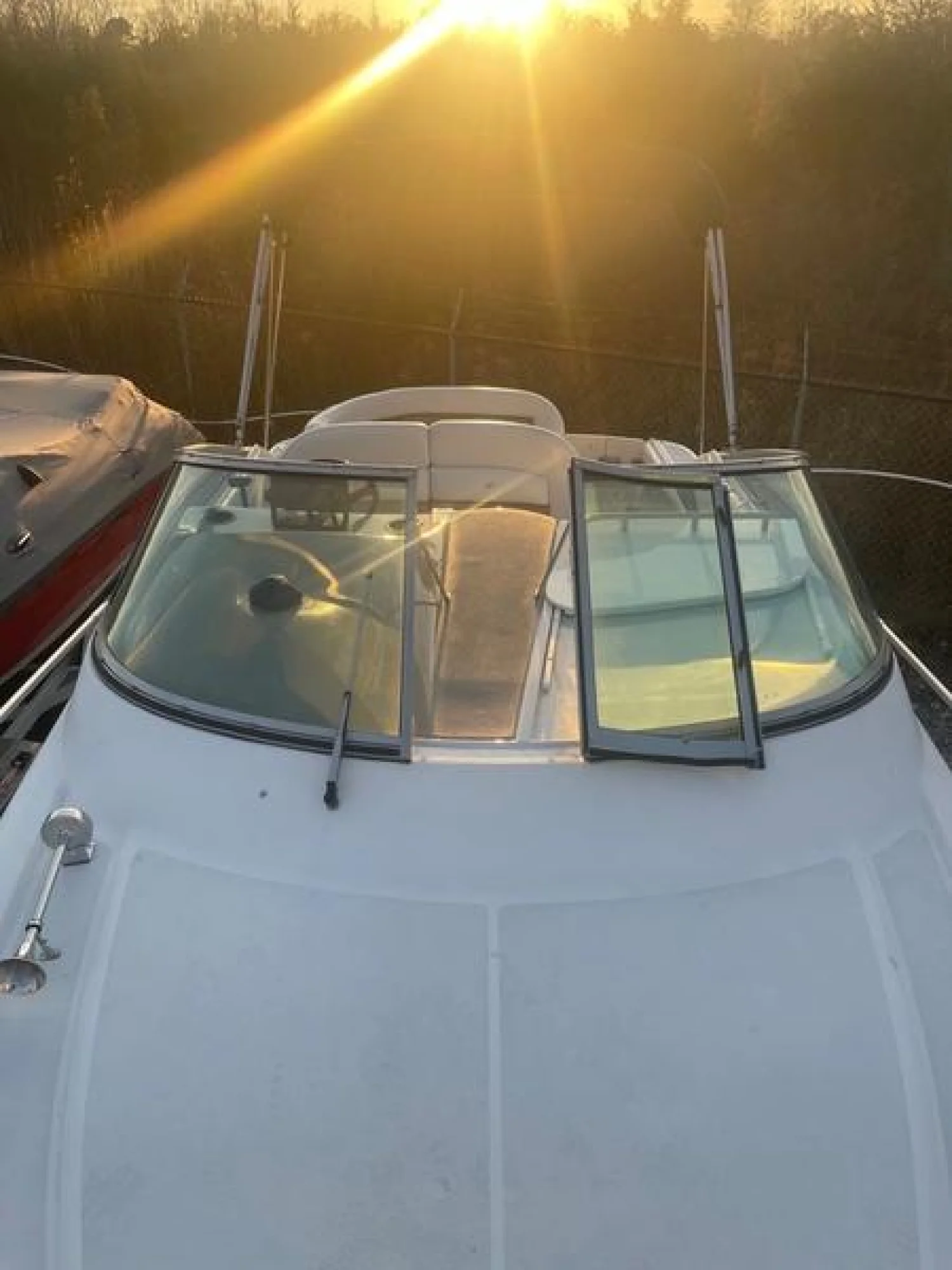 2005 Four Winns 248 Vista - Image 5