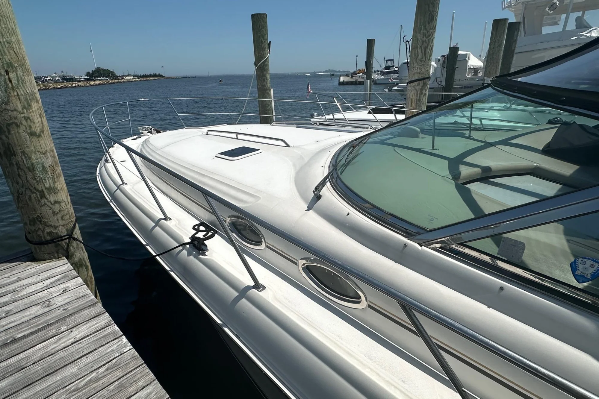 2001 Sea Ray 410 Sundancer - Image 2
