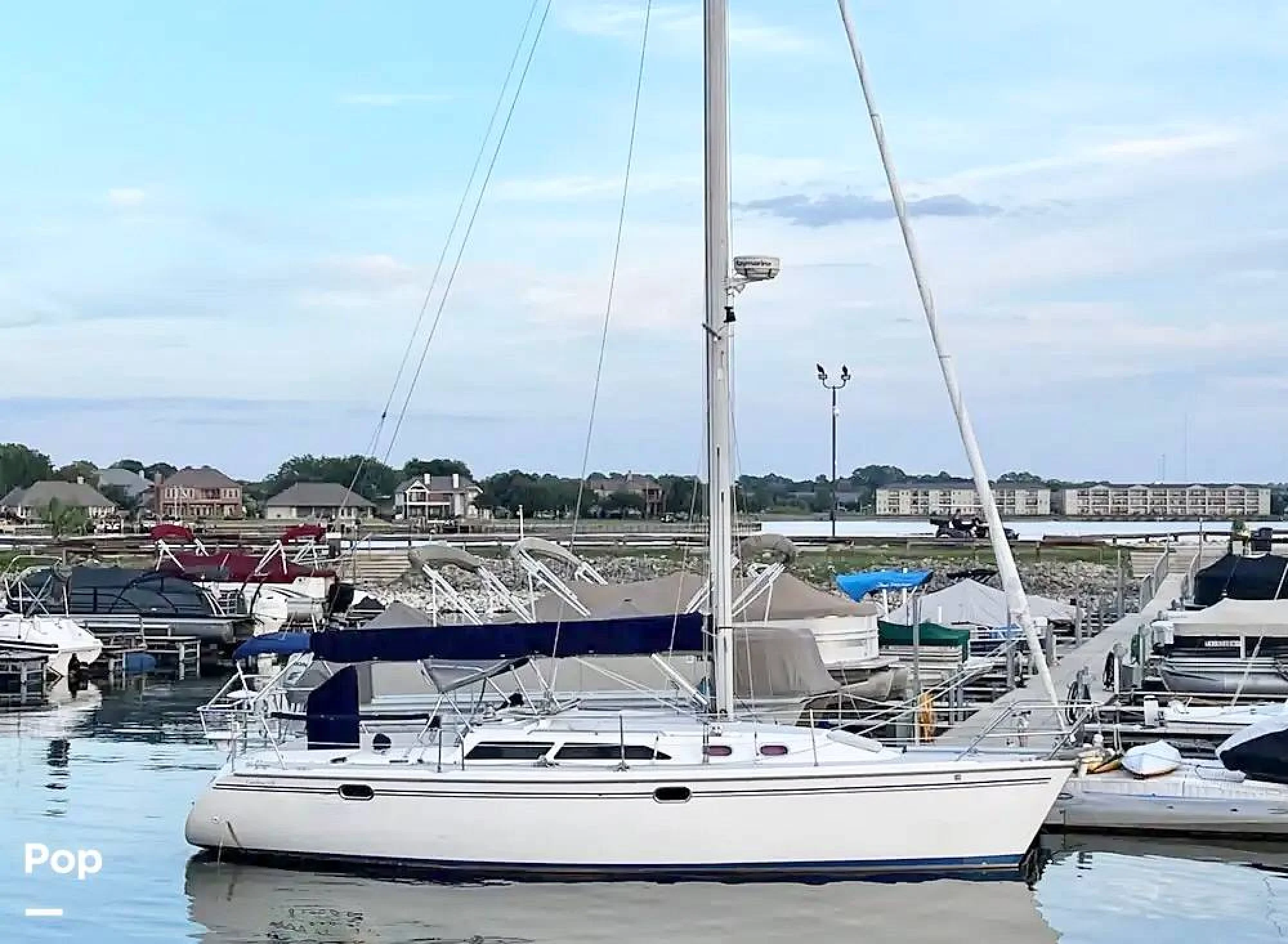 2006 Catalina 320 Sloop - Main Image
