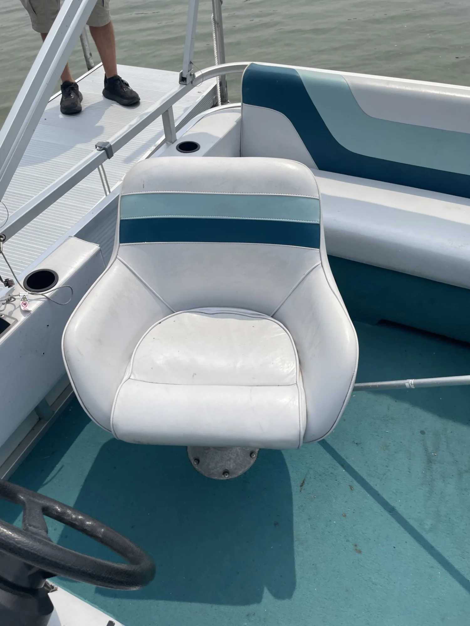 1994 SYLVAN PONTOON - Image 5