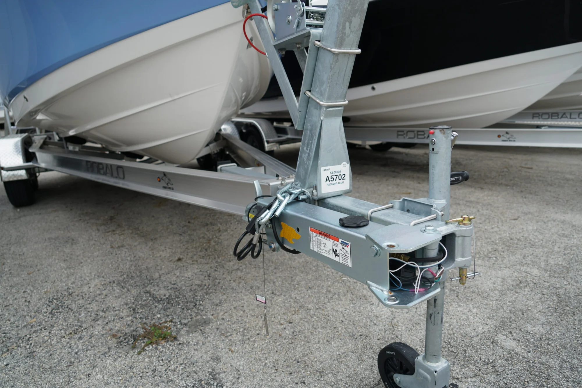 2025 ROBALO 202 Explorer - Image 3