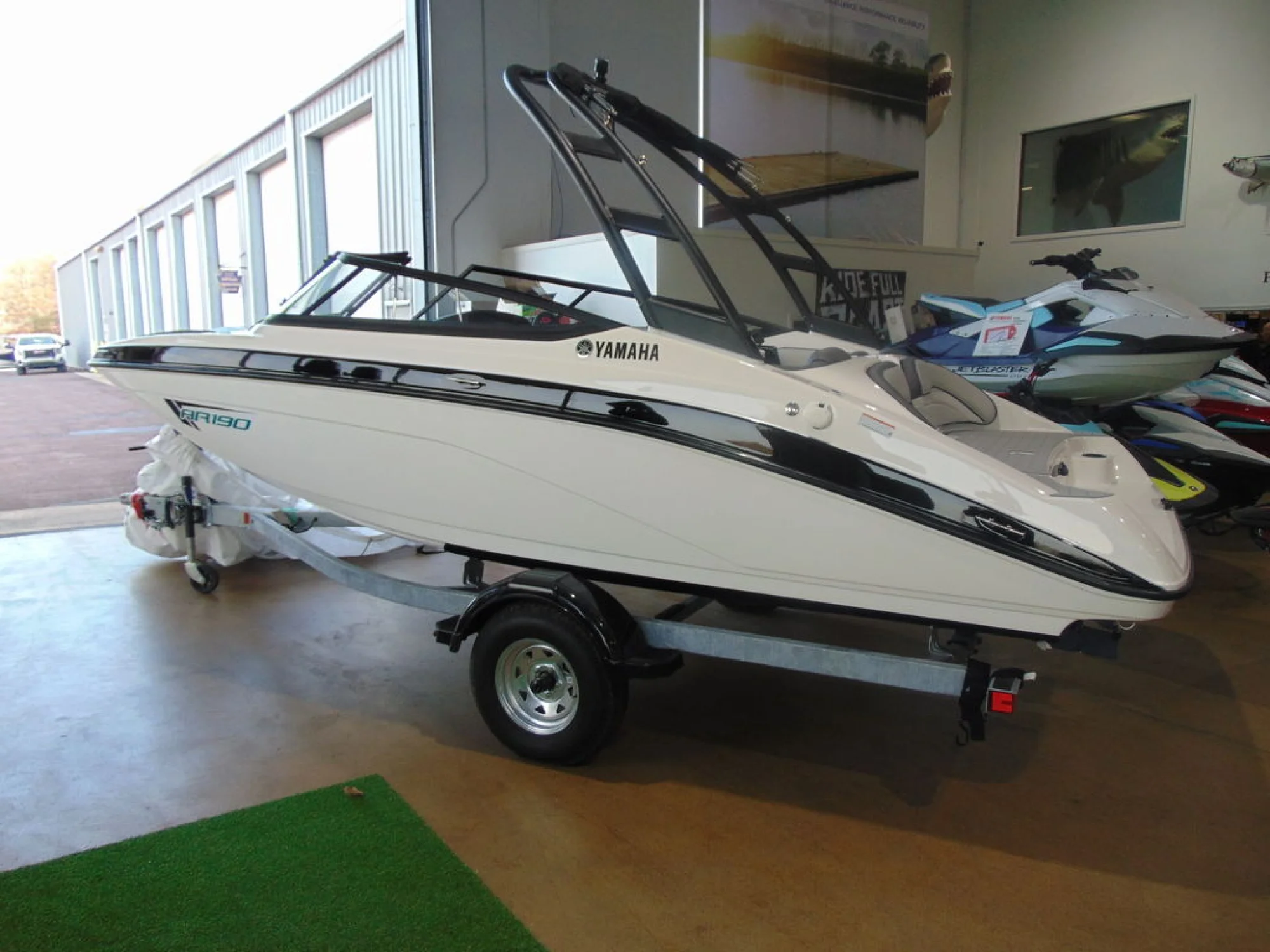 Yamaha Boats AR190 - Main Image