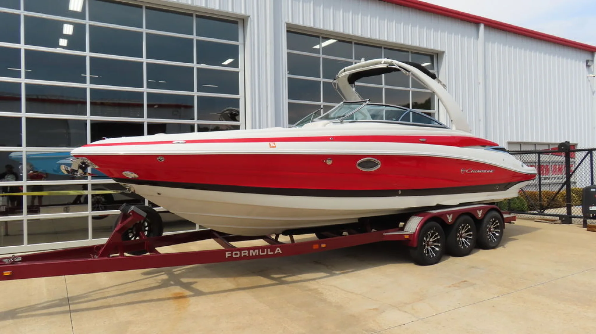 Crownline 285 SS - Image 2