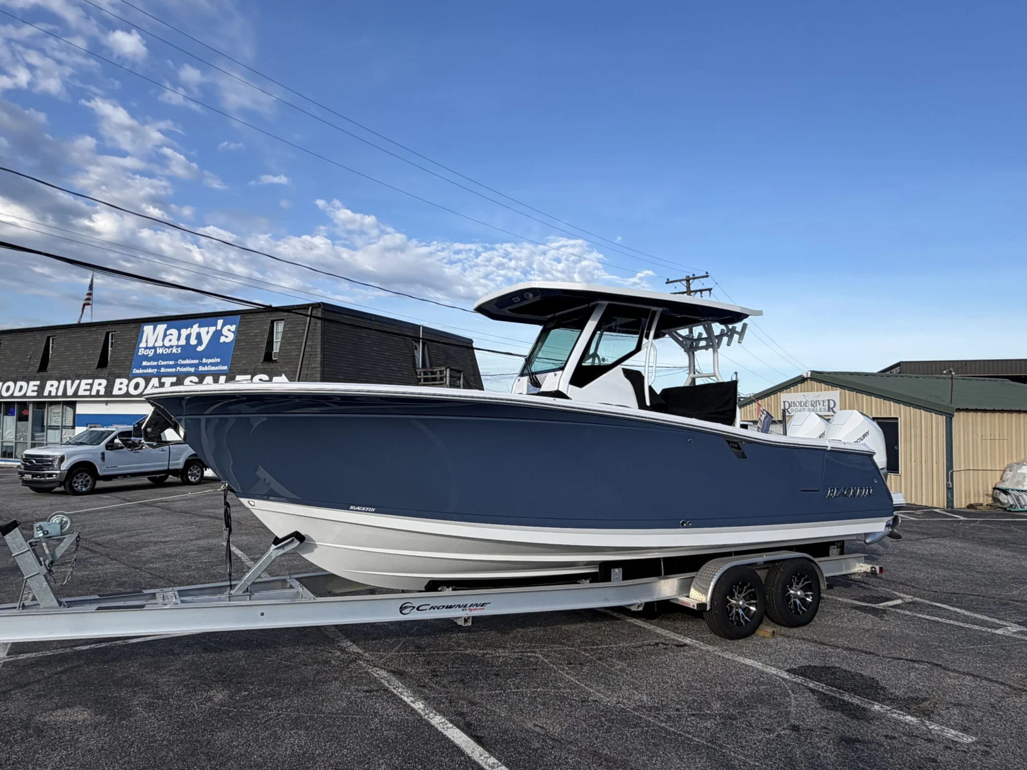 2026 Blackfin 272 CC - Main Image