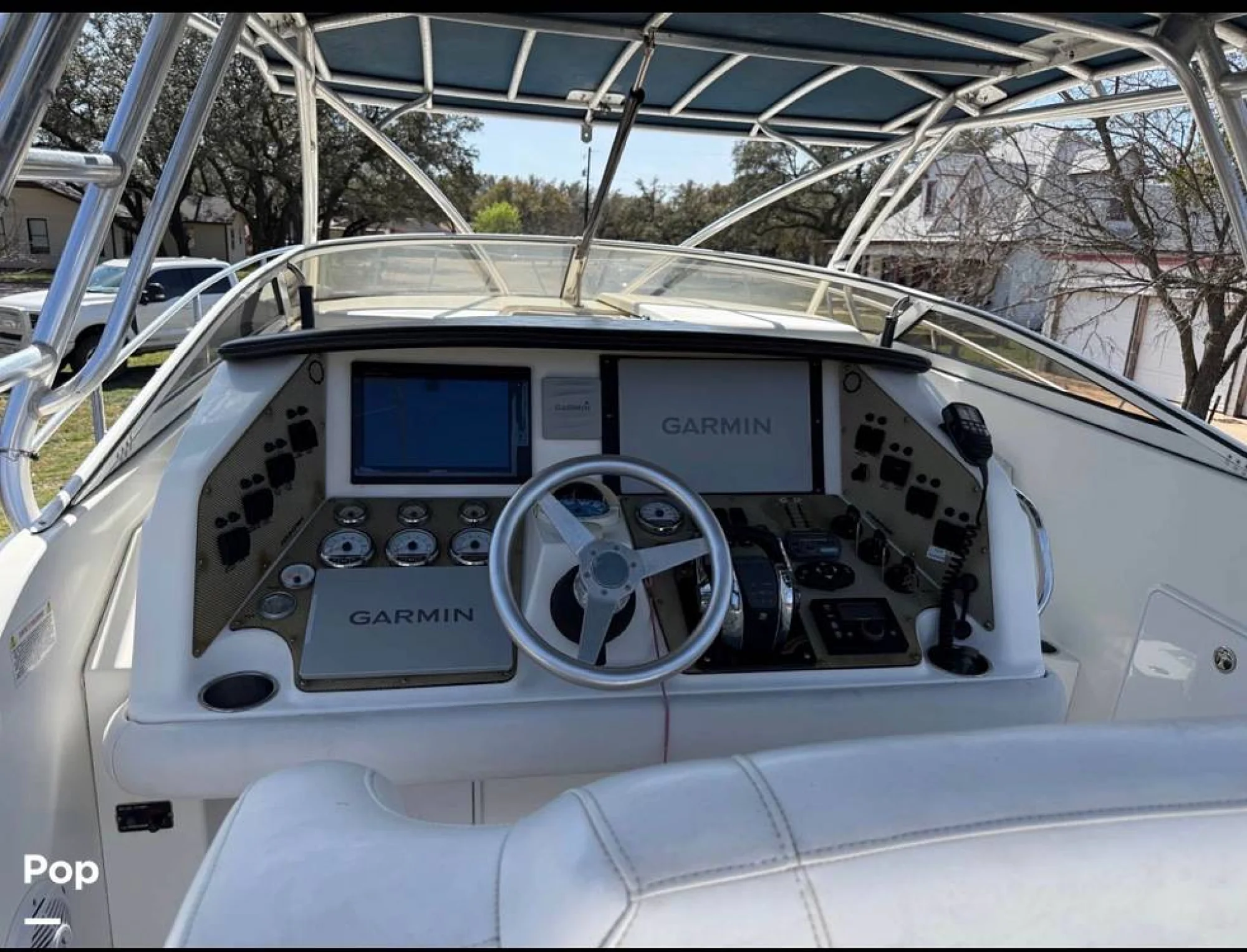 2009 Fountain LX 38 - Image 3