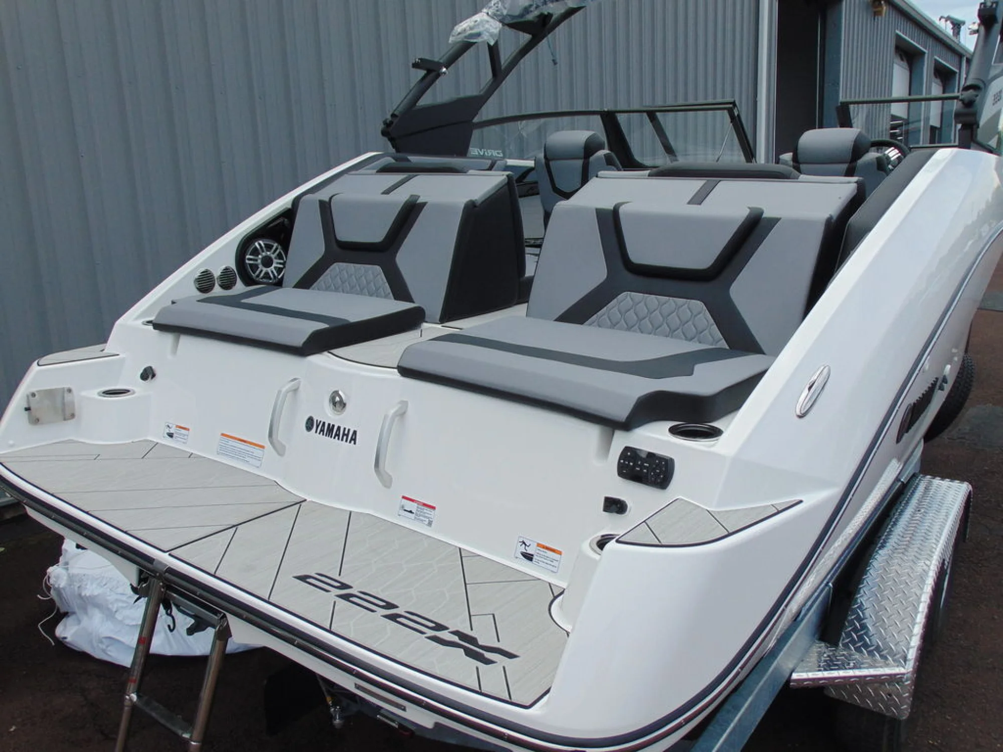 Yamaha Marine 222XD - Image 5