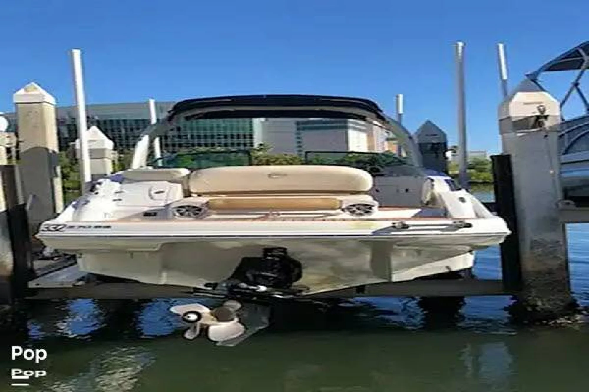 2016 Crownline 270 SS - Image 4