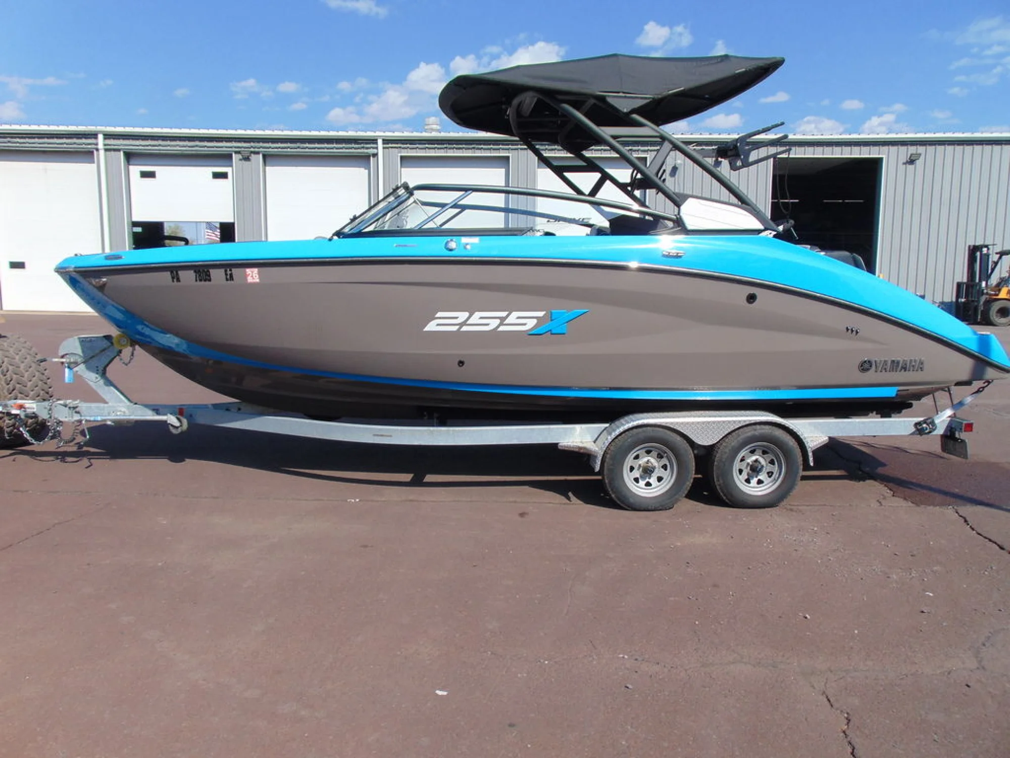 Yamaha Marine 255XD