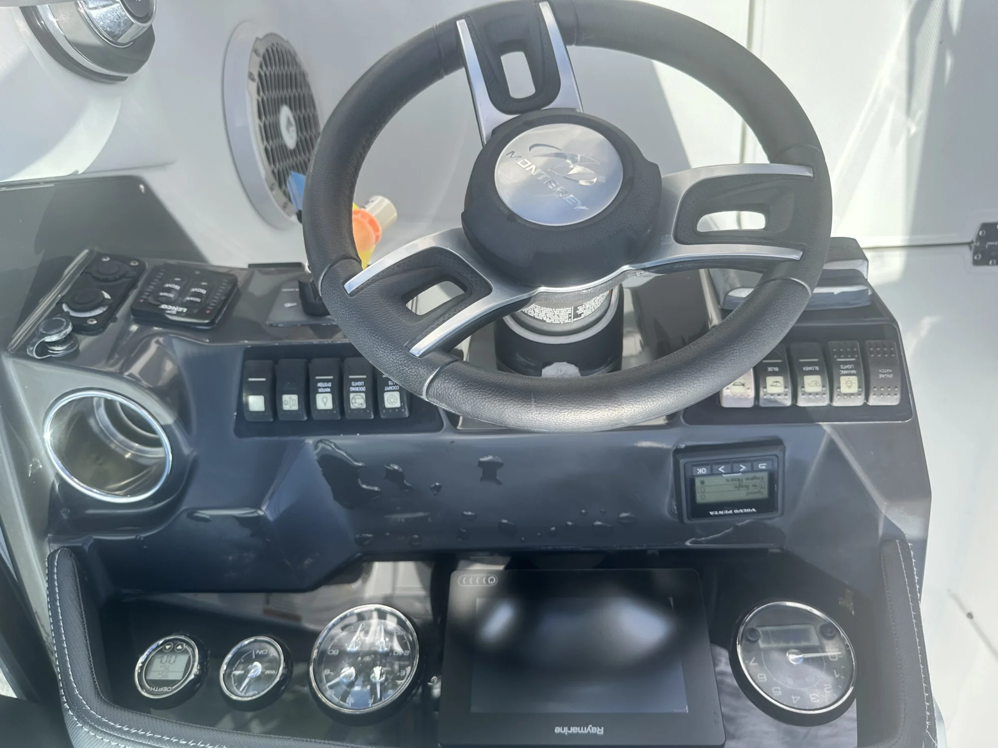 2020 Monterey M4 Surf - Image 3