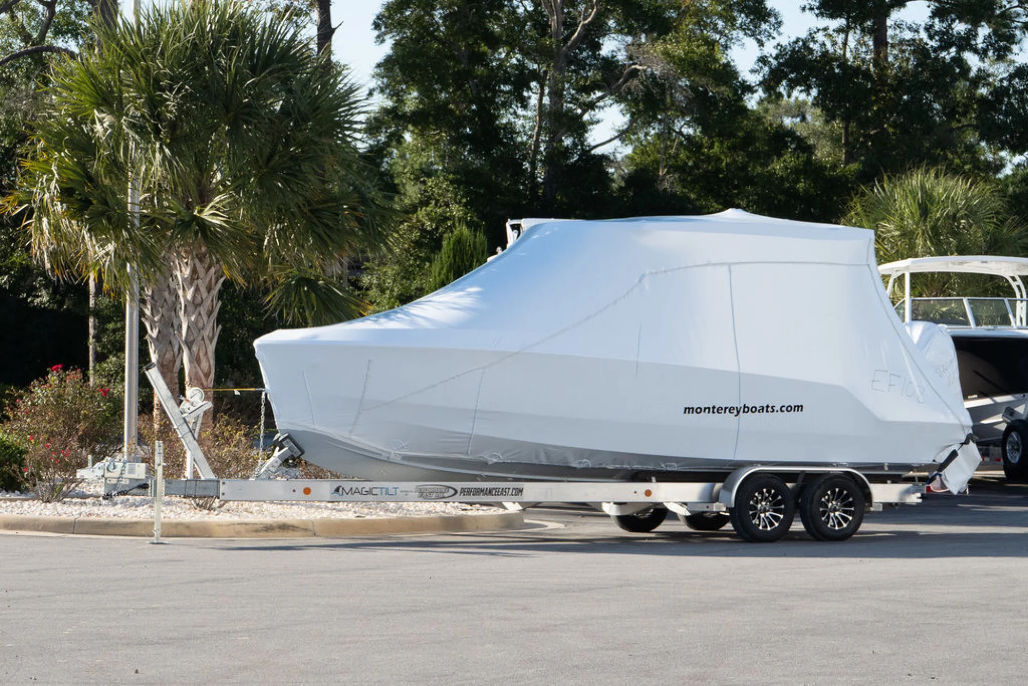 Monterey E27 BOWRIDER - Main Image
