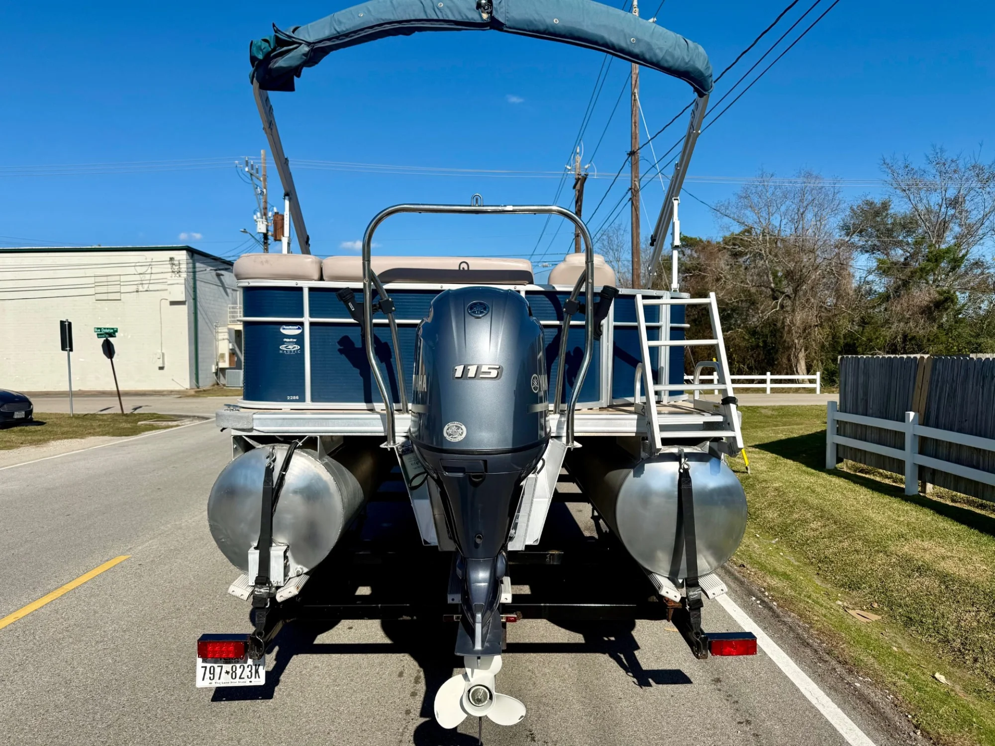 2015 Sweetwater 2286 BF - Image 3