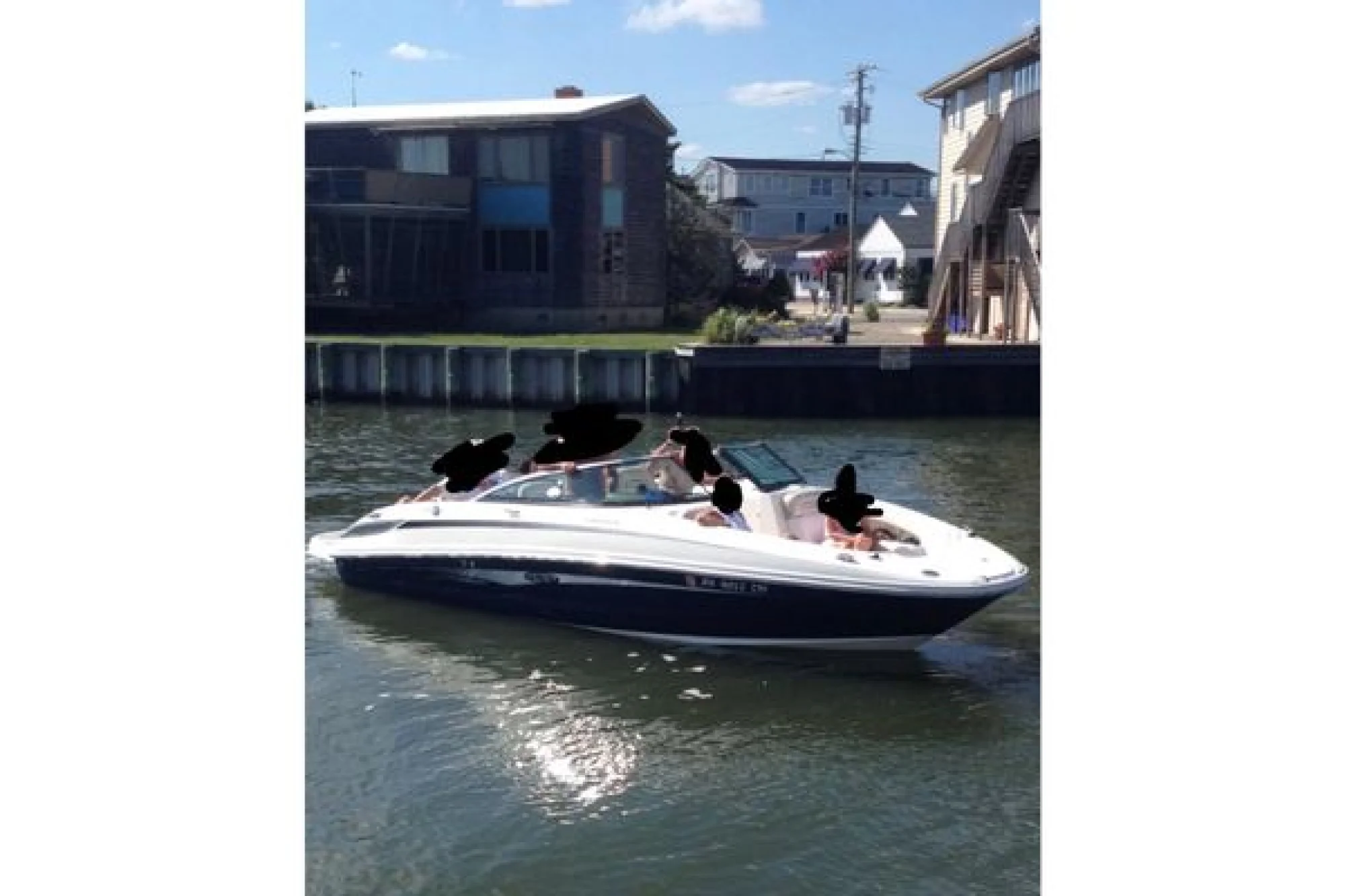 2012 Sea Ray 240 Sundeck | 24ft - Image 3