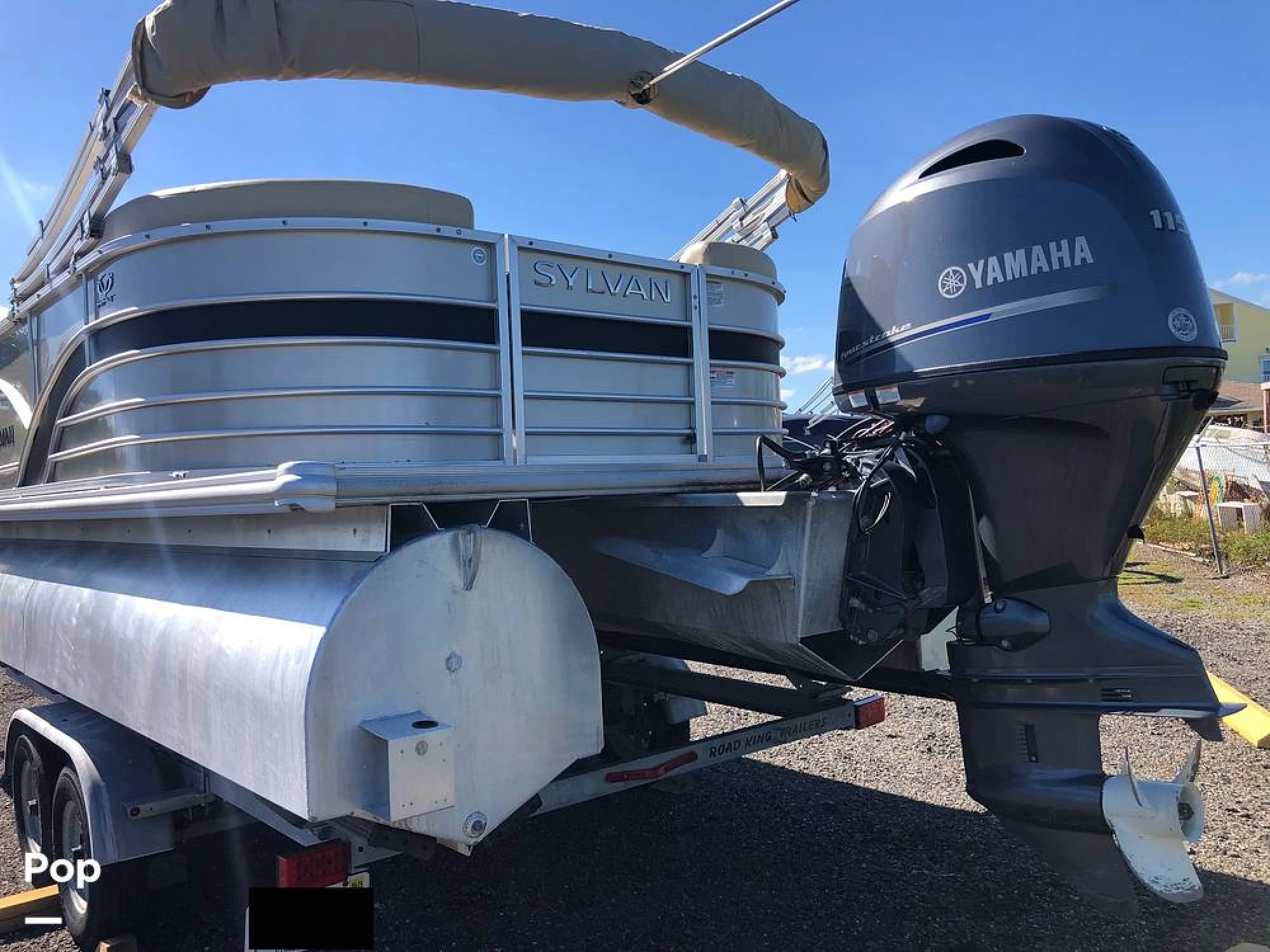 2019 Sylvan Mirage 8522 LE - Image 3