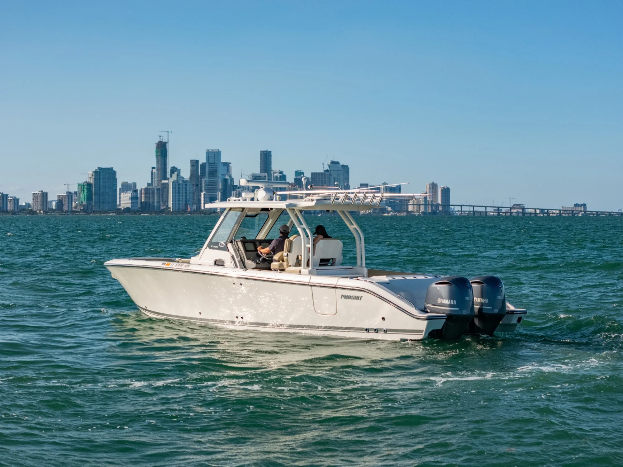 2018 Pursuit S 328 Sport - Image 4