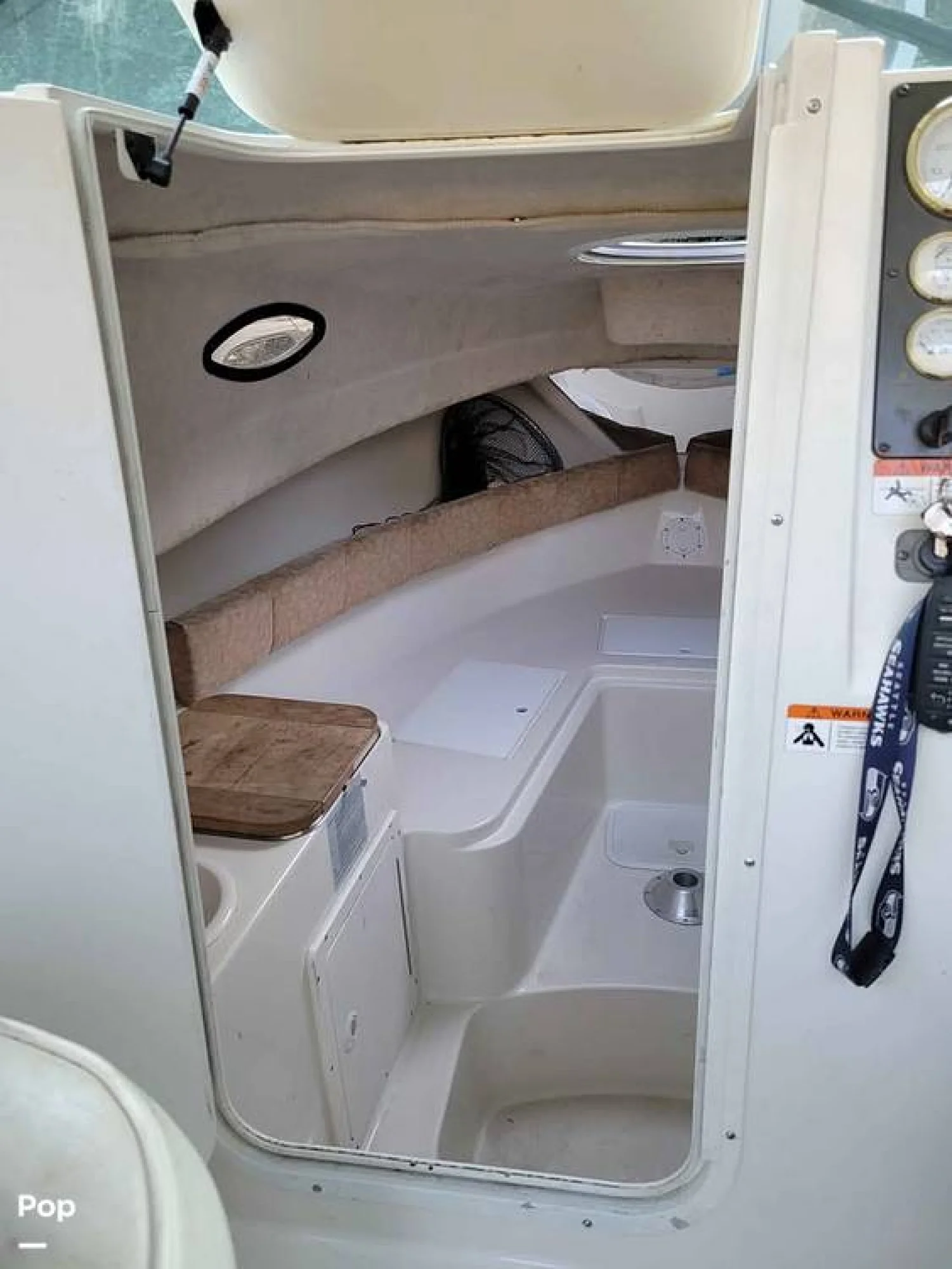 2005 Seaswirl 2601 striper - Image 4