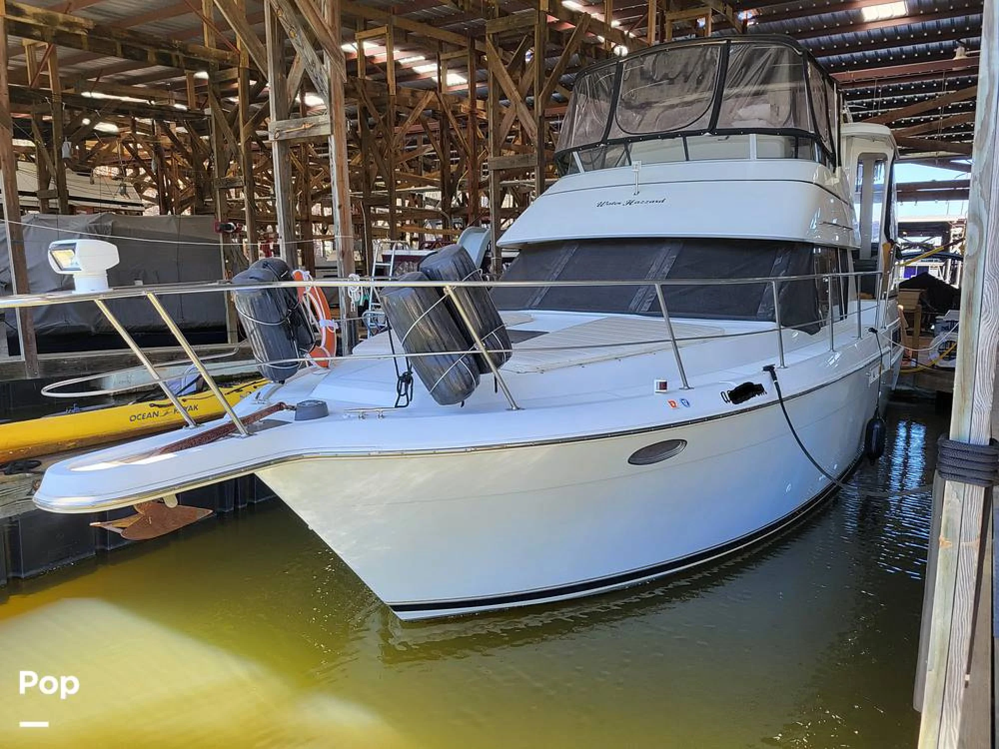 1997 Carver 355 Aft Cabin - Main Image