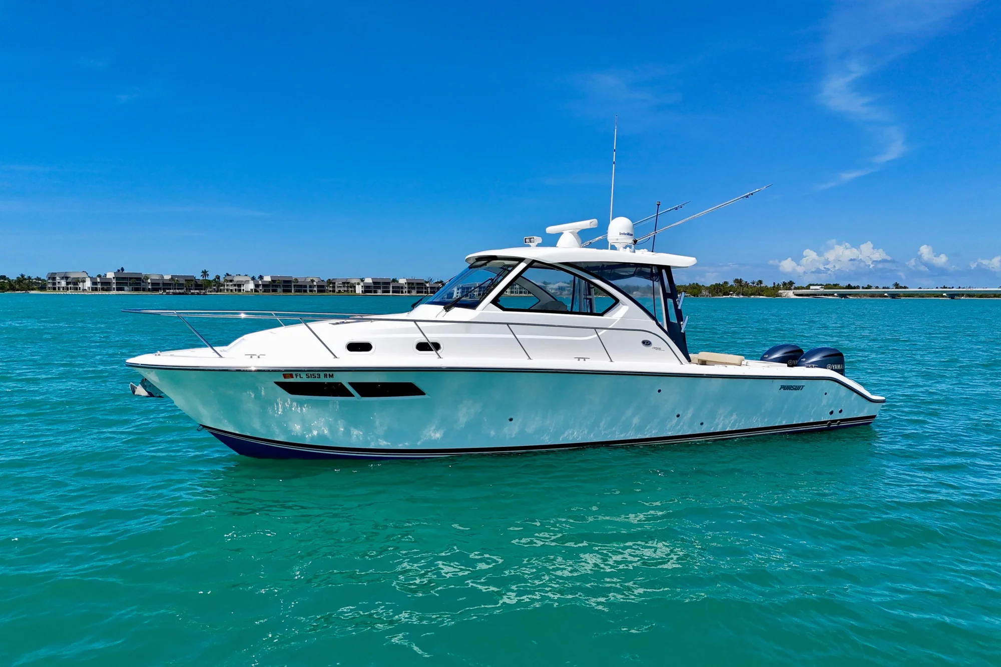 2018 Pursuit OS 355 Offshore - Image 4