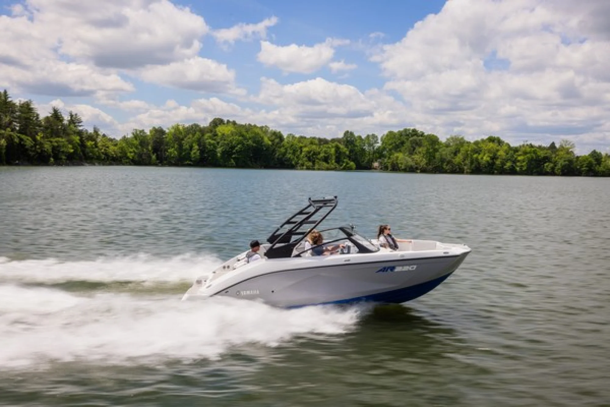 2026 Yamaha AR220 - Image 4