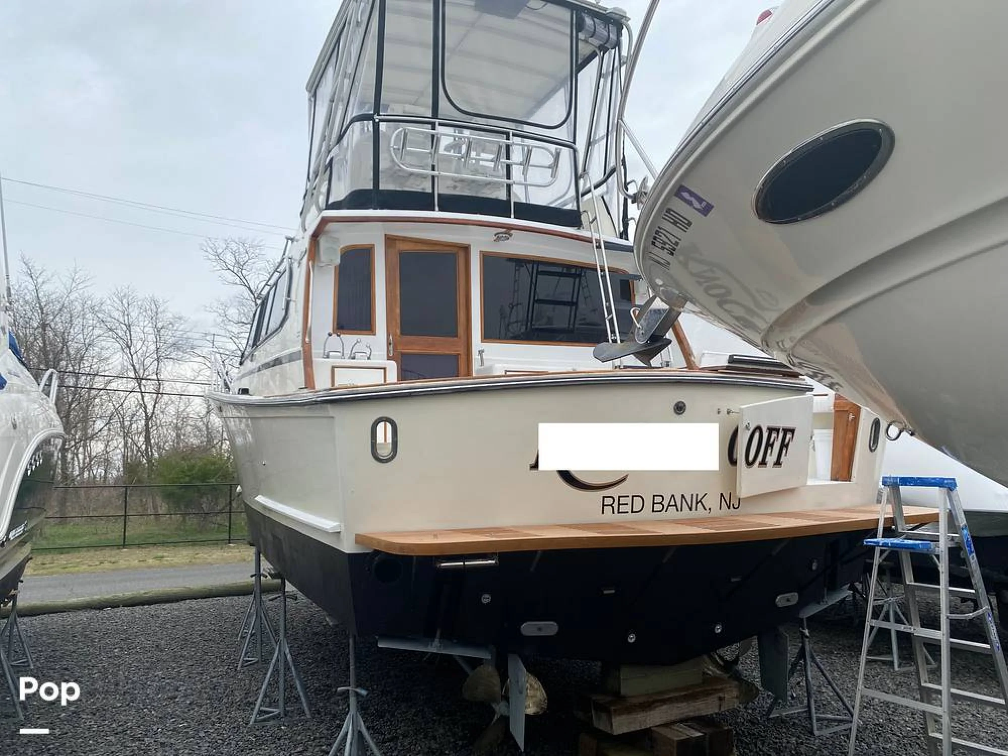 1989 Egg Harbor 41 Sportfish - Image 5