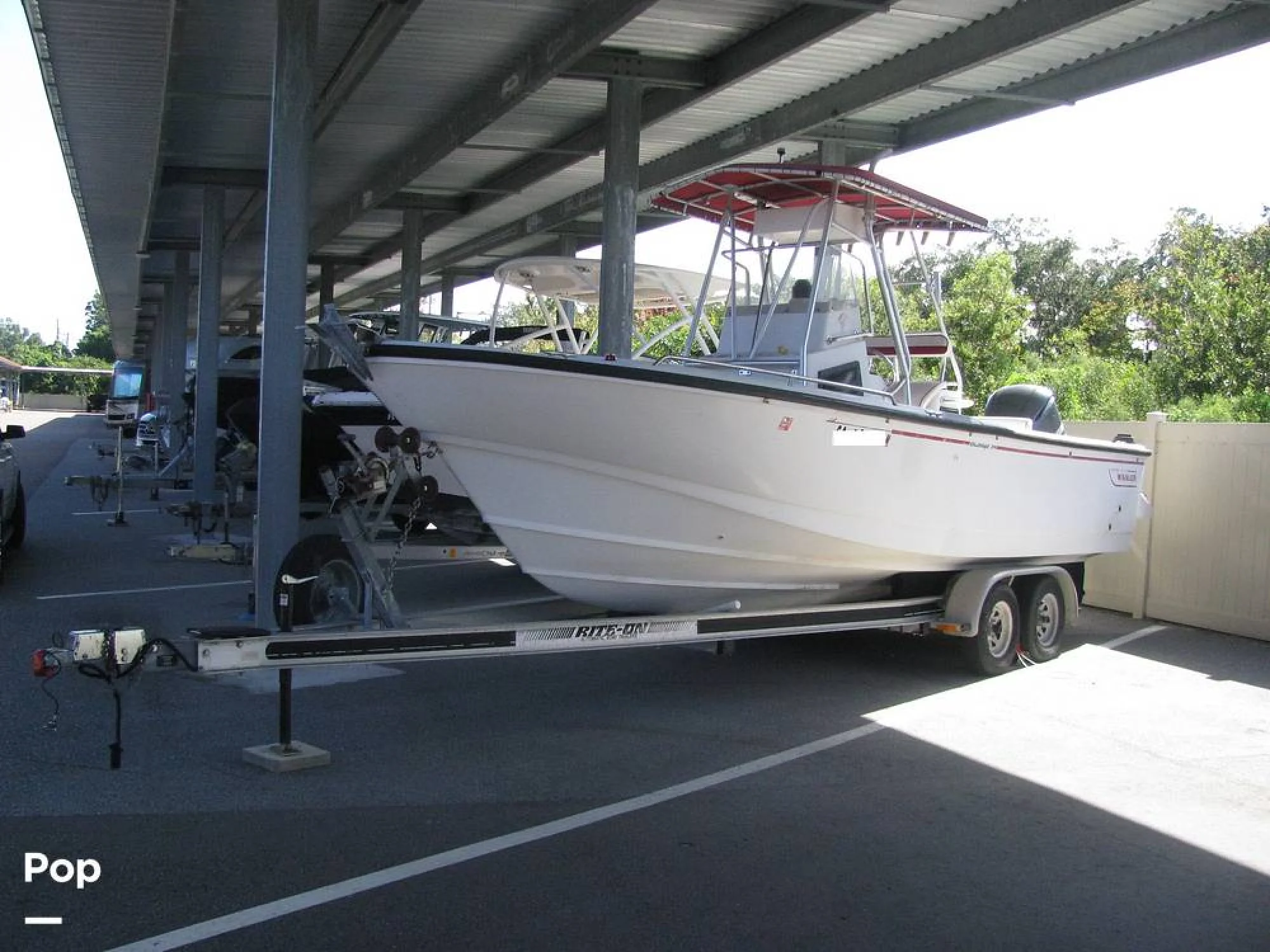 1995 Boston Whaler 24 Outrage - Image 3