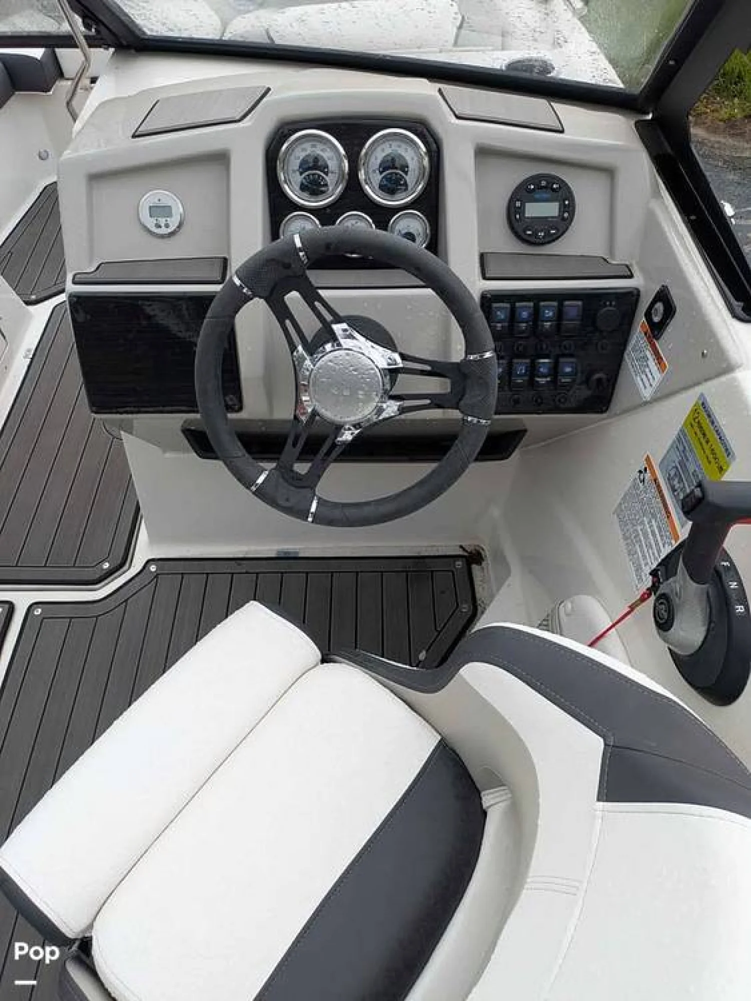 2023 Starcraft SVX 210 - Image 4