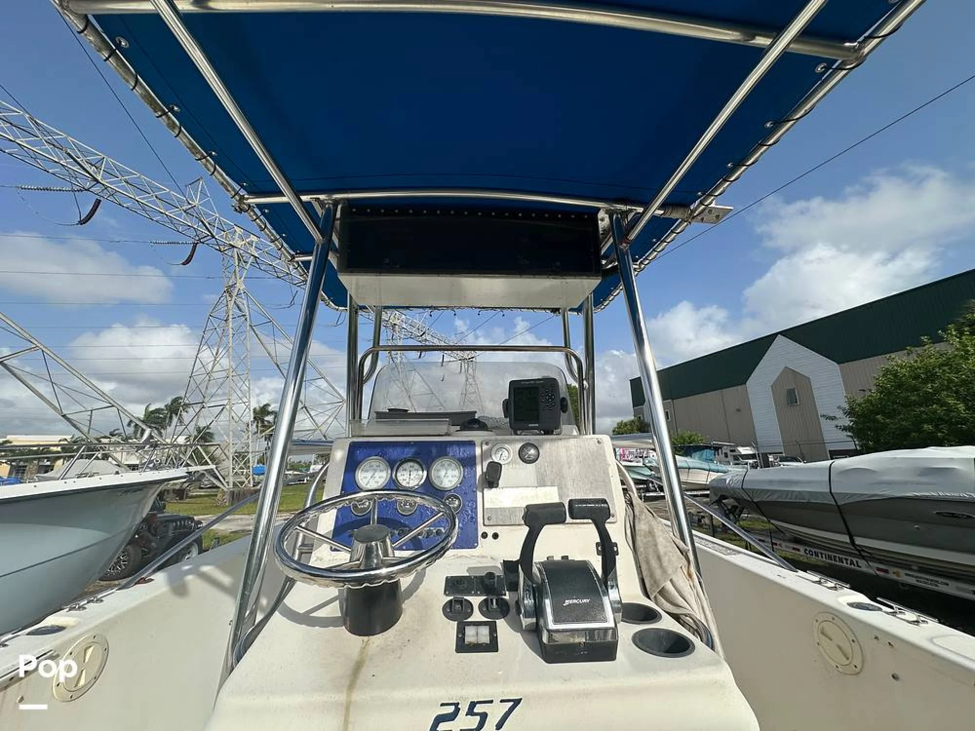 2001 Sea Fox 257 CC - Image 4