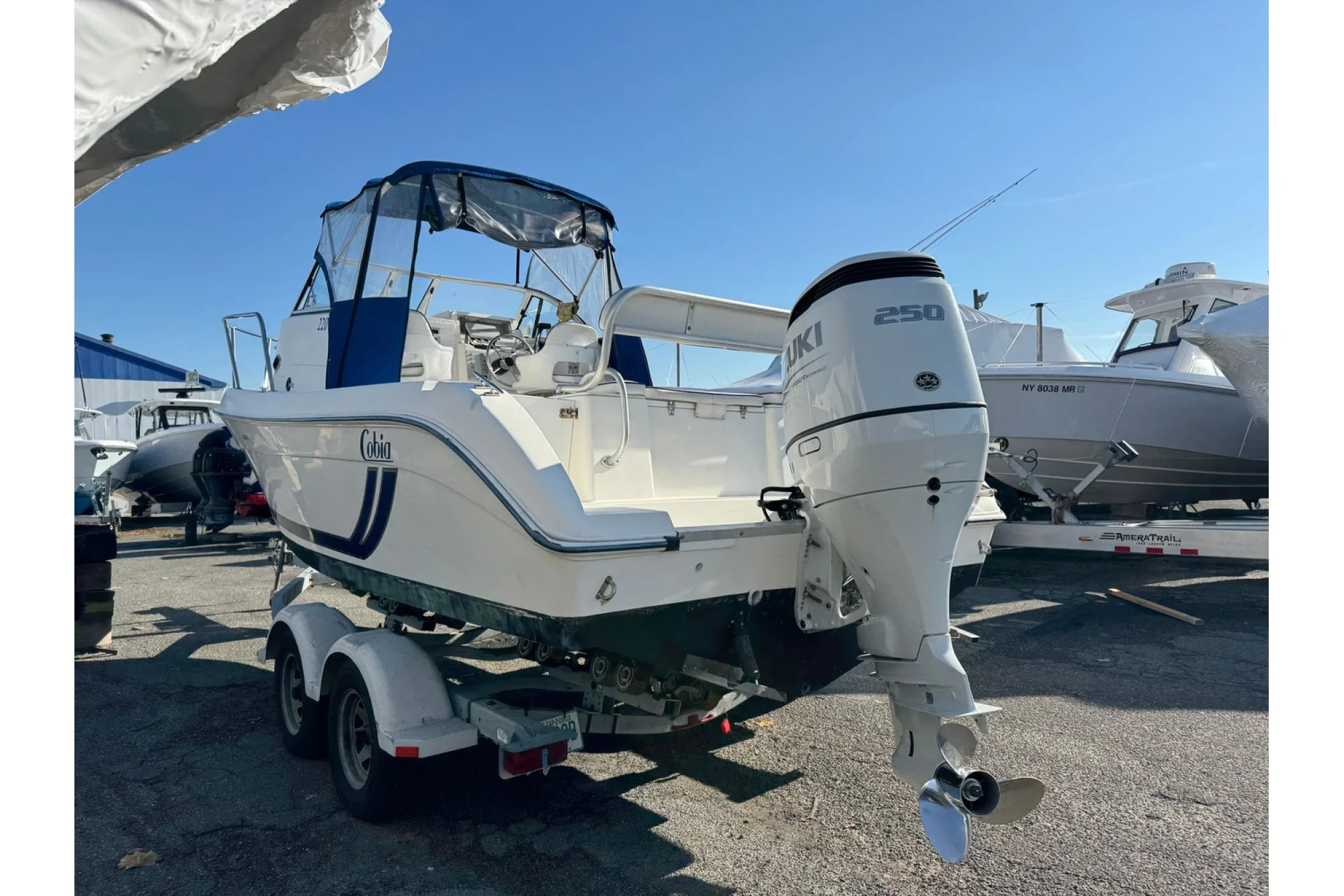1998 Cobia 220 Walkaround - Image 2