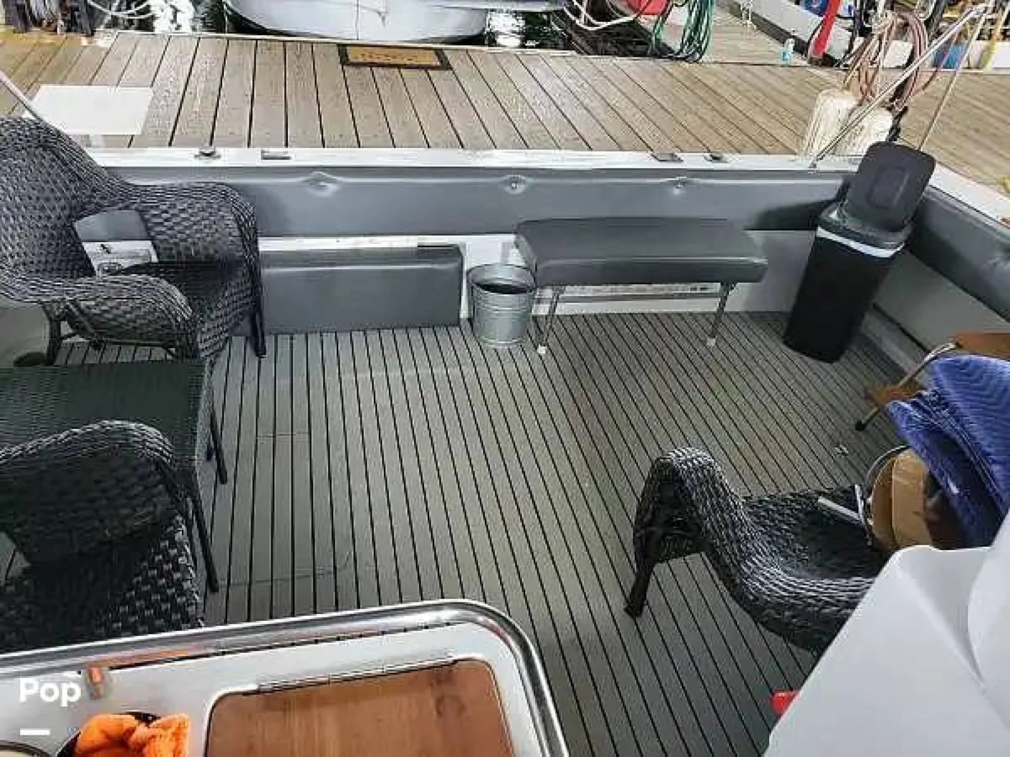 1989 Trojan 11 Meter 370 Express - Image 5