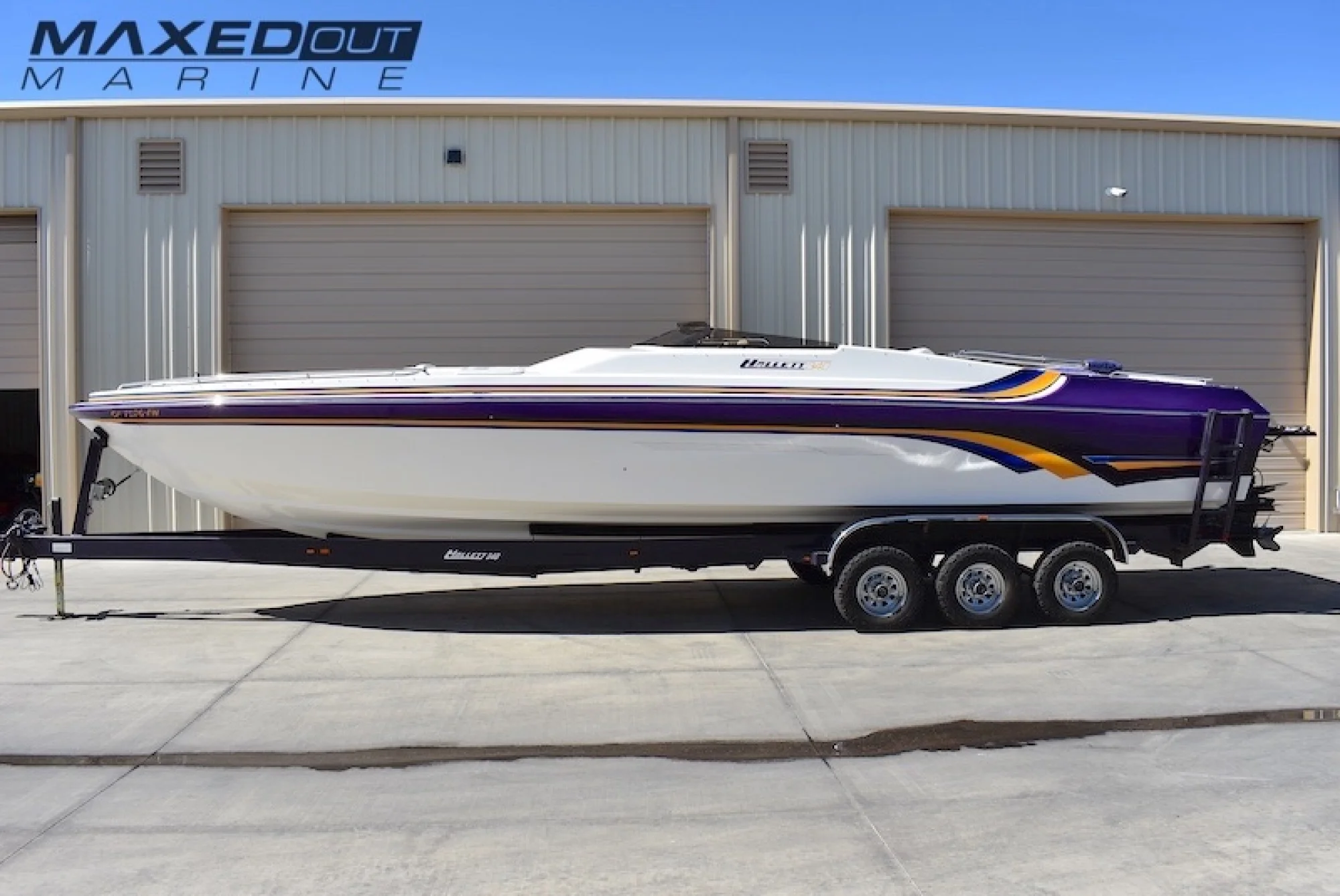 2000 Hallett 340 Mid Cabin Open Bow. Whippled Mercury Racing 500's!! - Main Image