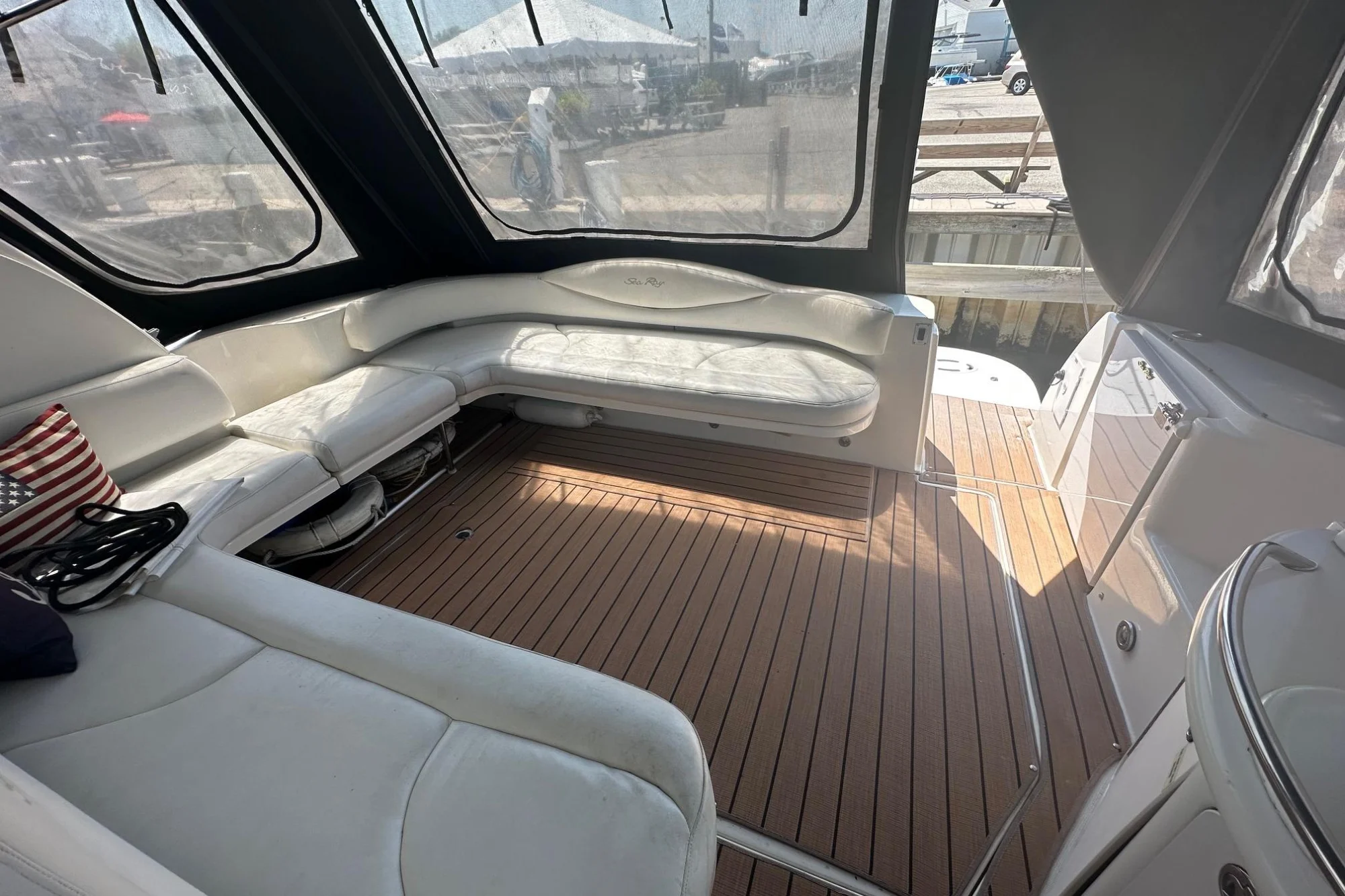 2001 Sea Ray 410 Sundancer - Image 3