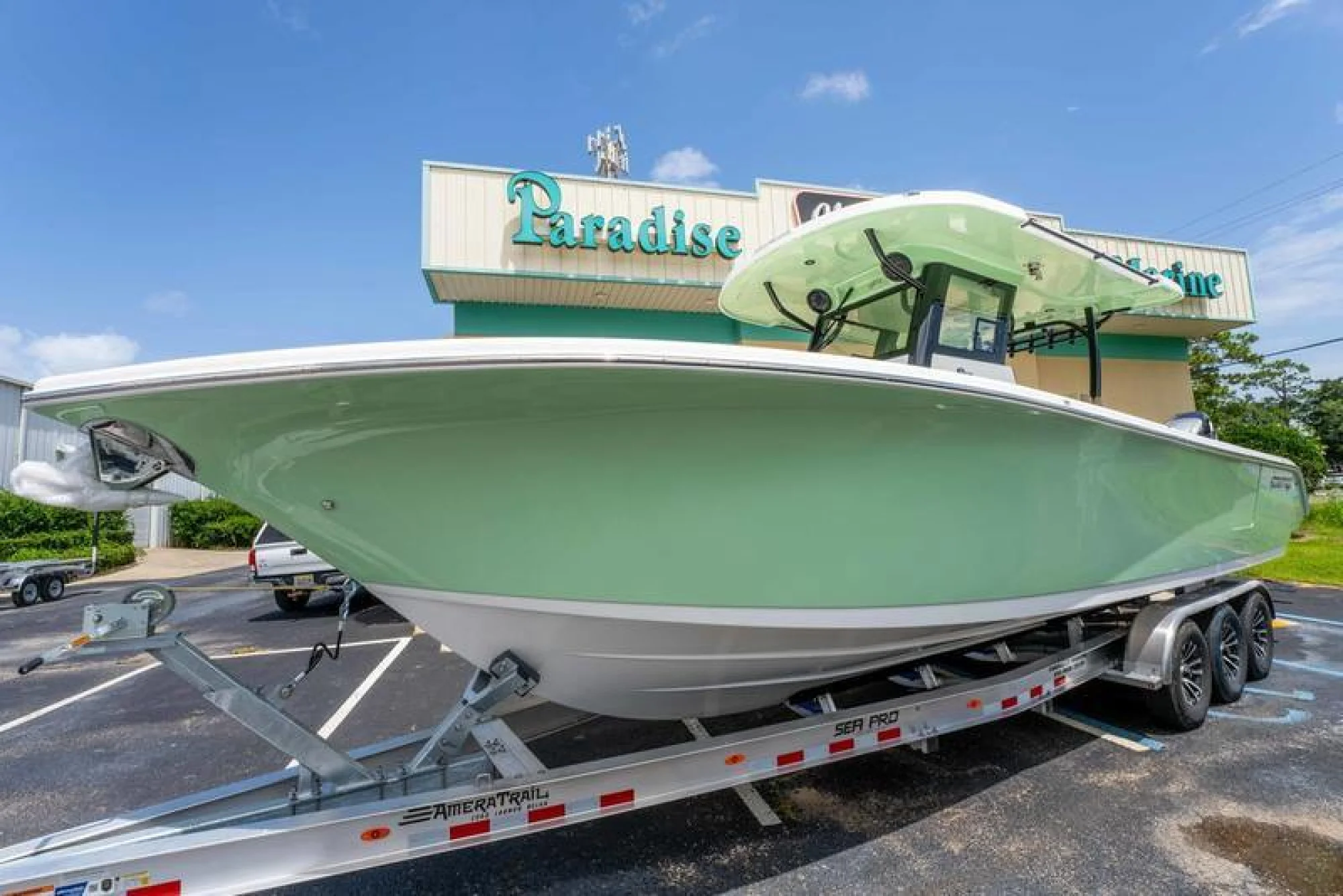 2025 Sea Pro 322DLX - Image 3