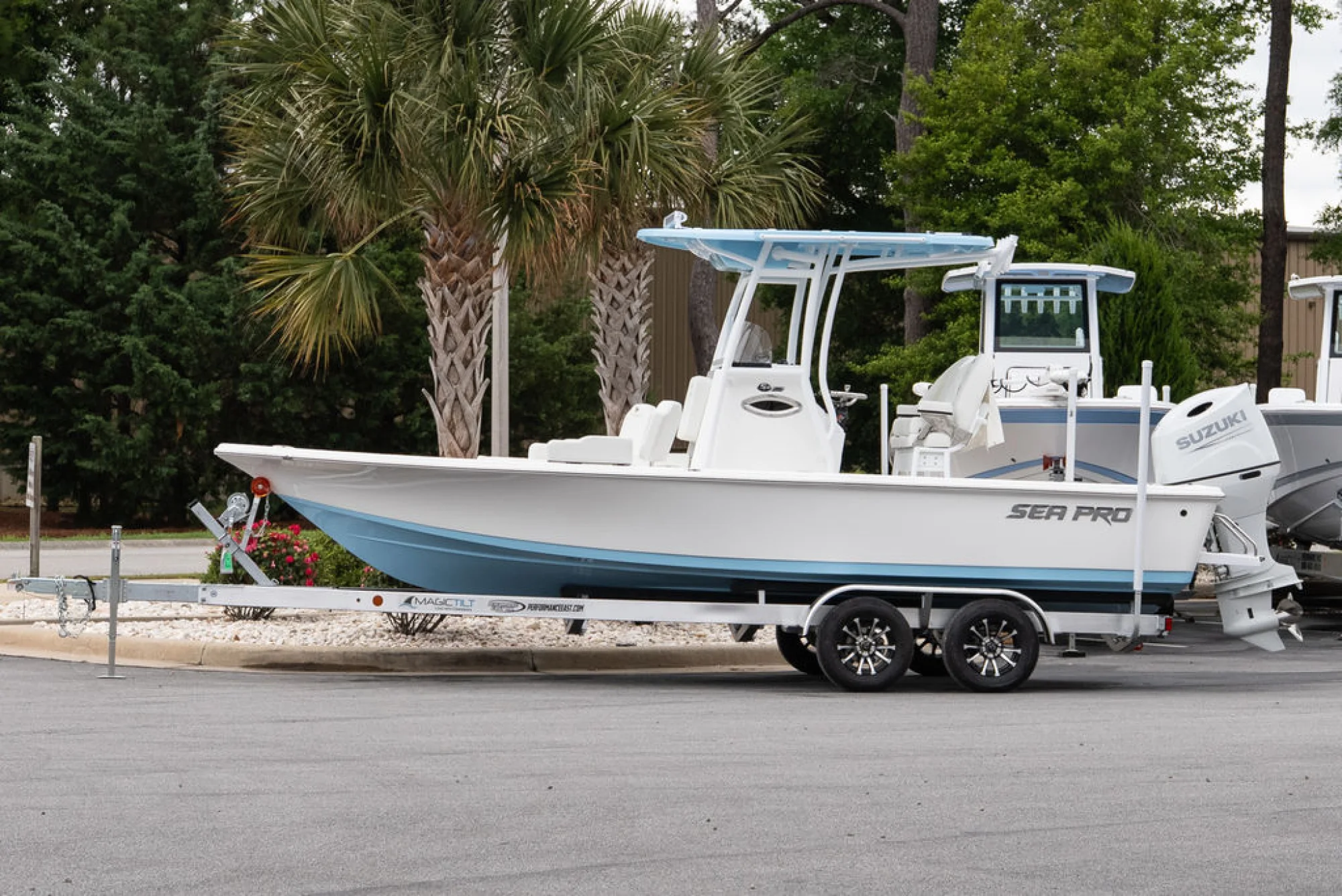 Sea Pro 230 DLX