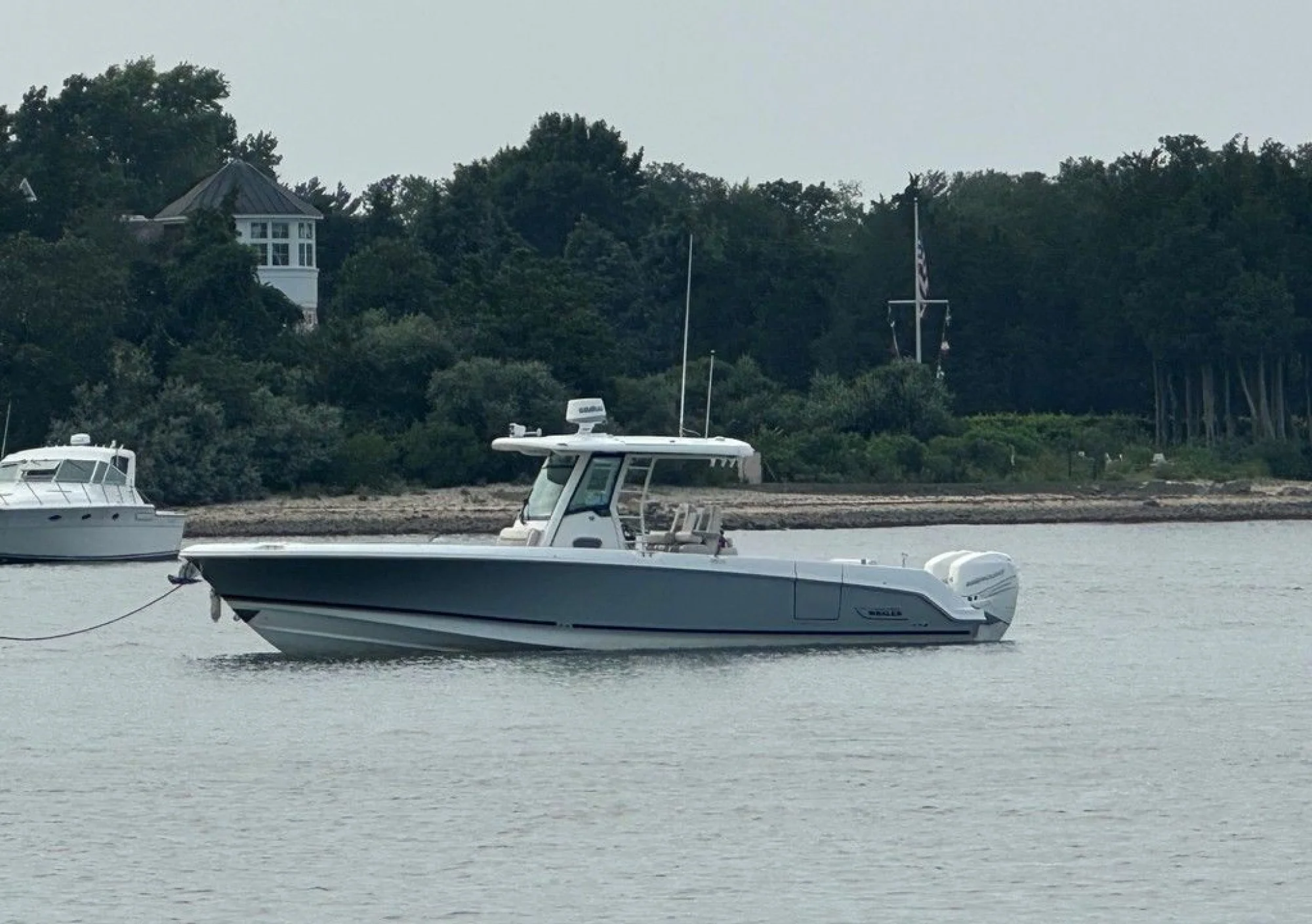 Boston Whaler 330 Outrage - Image 2