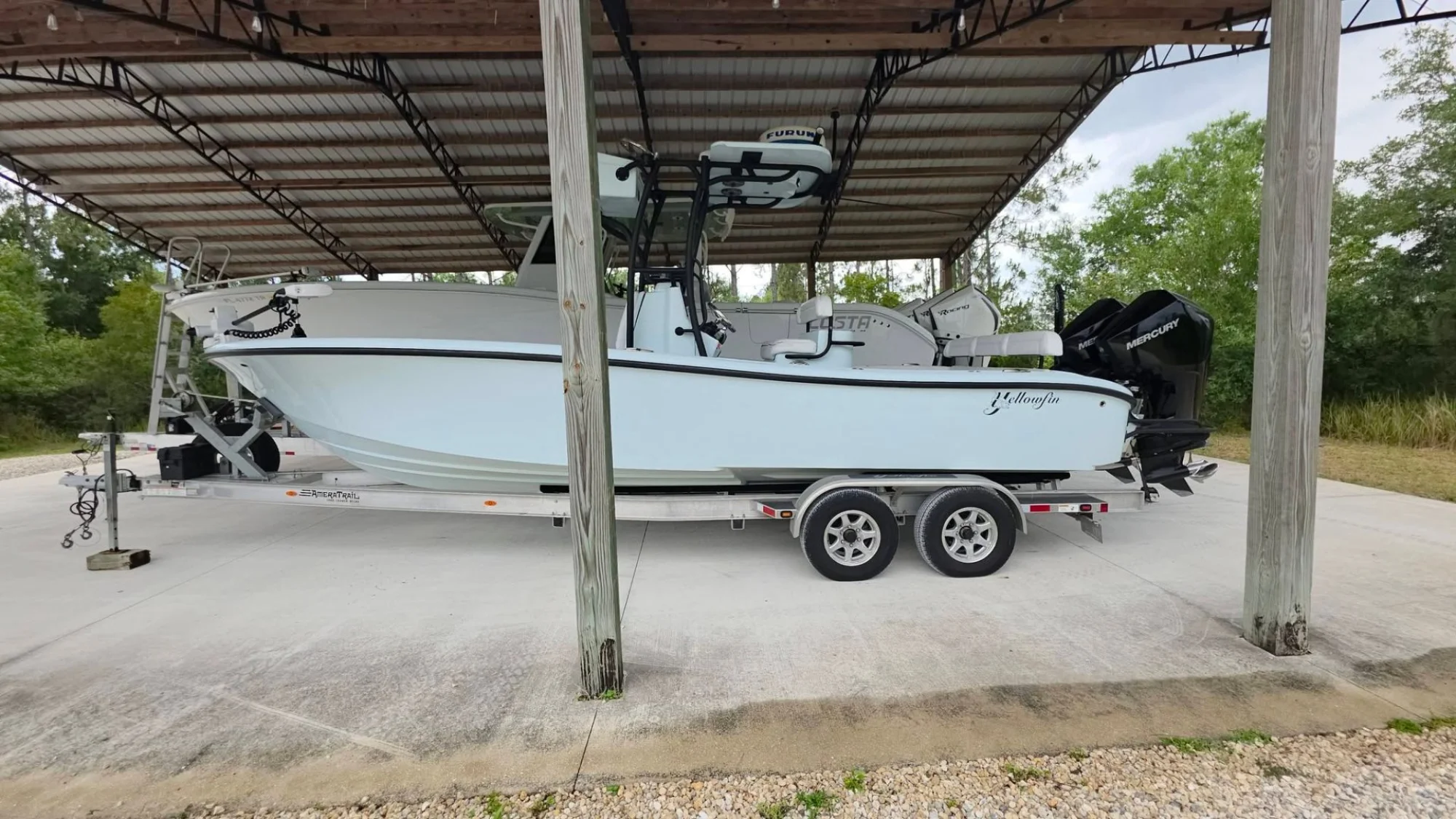 2021 Yellowfin 26 Hybrid - Image 3