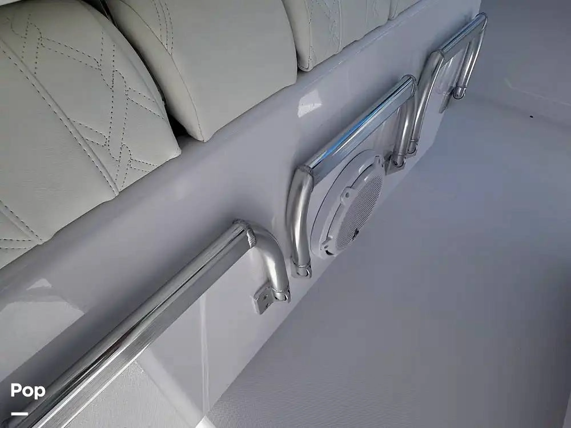 2027 Bahama 35 CC - Image 4