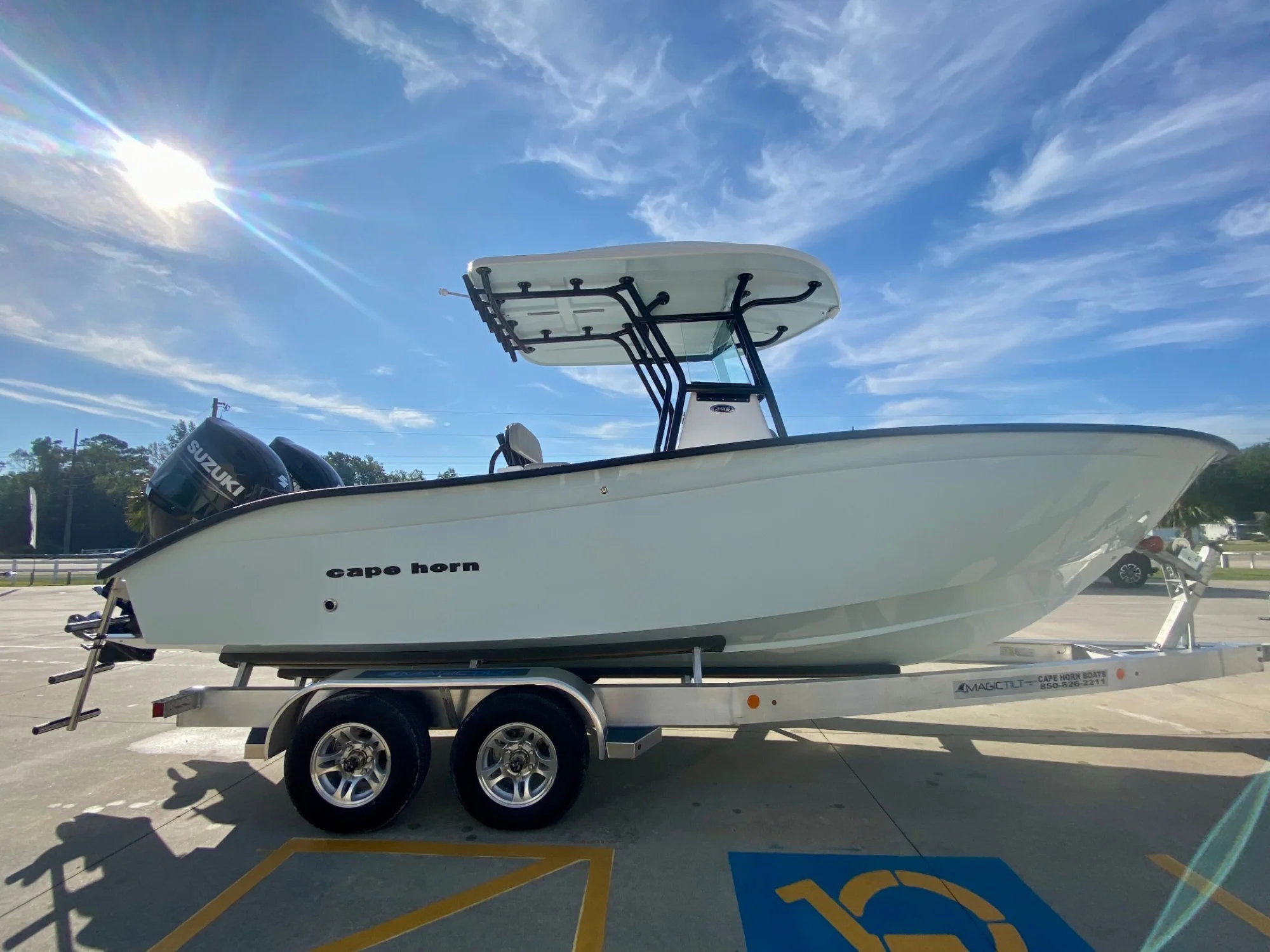 2024 Cape Horn 24XS Solid Ice Blue - Image 2