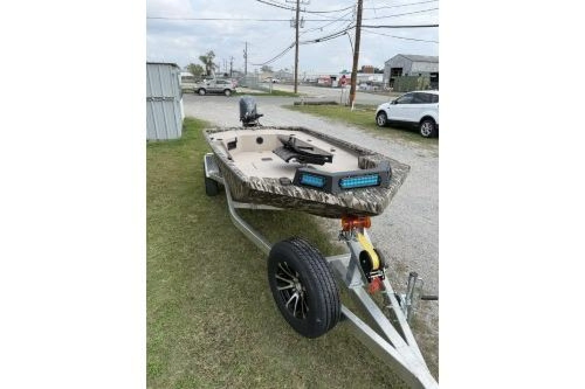 2026 Avid 16 Commander - Image 5