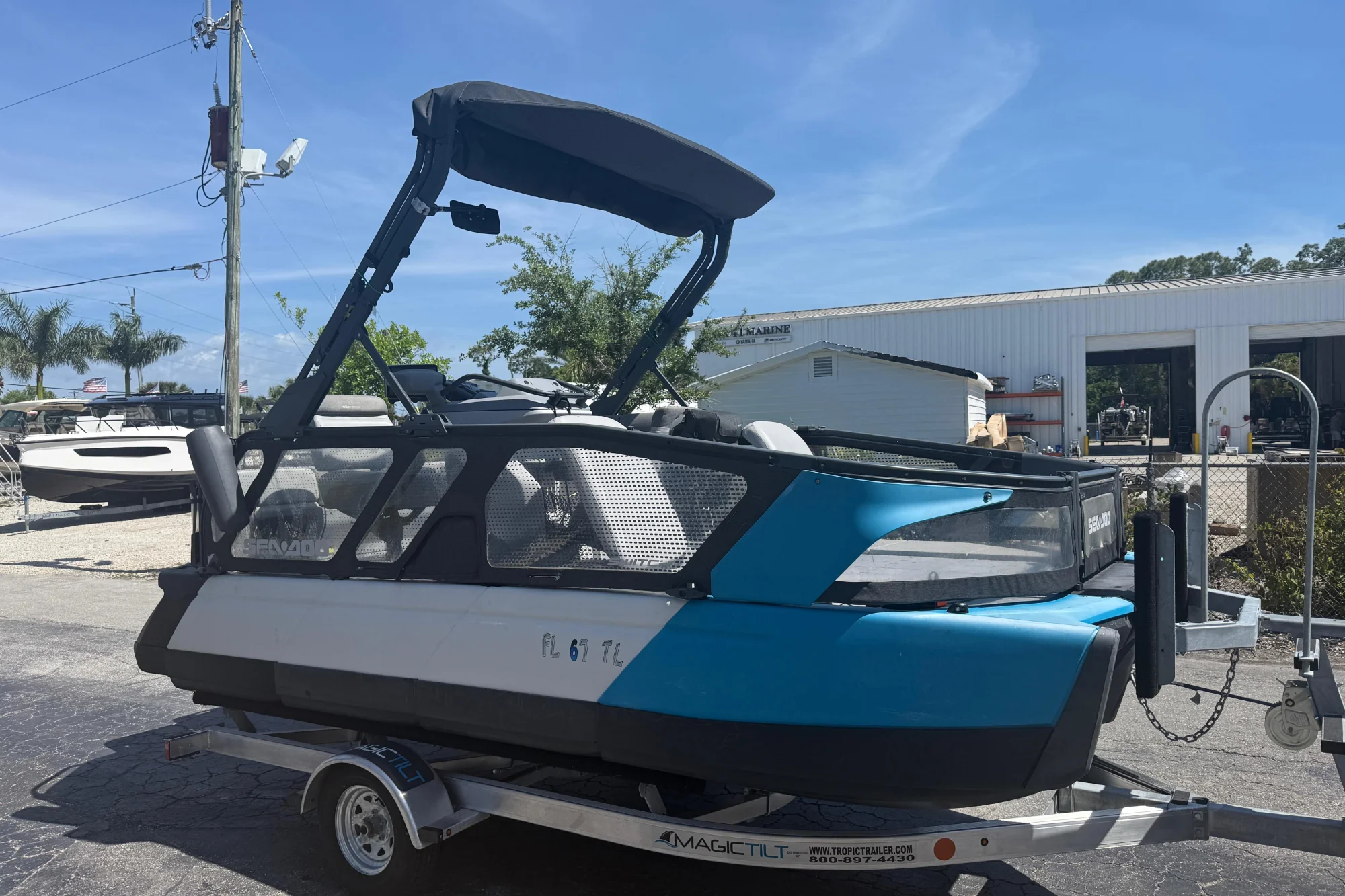 2022 Sea-Doo Switch Sport 18 - Main Image