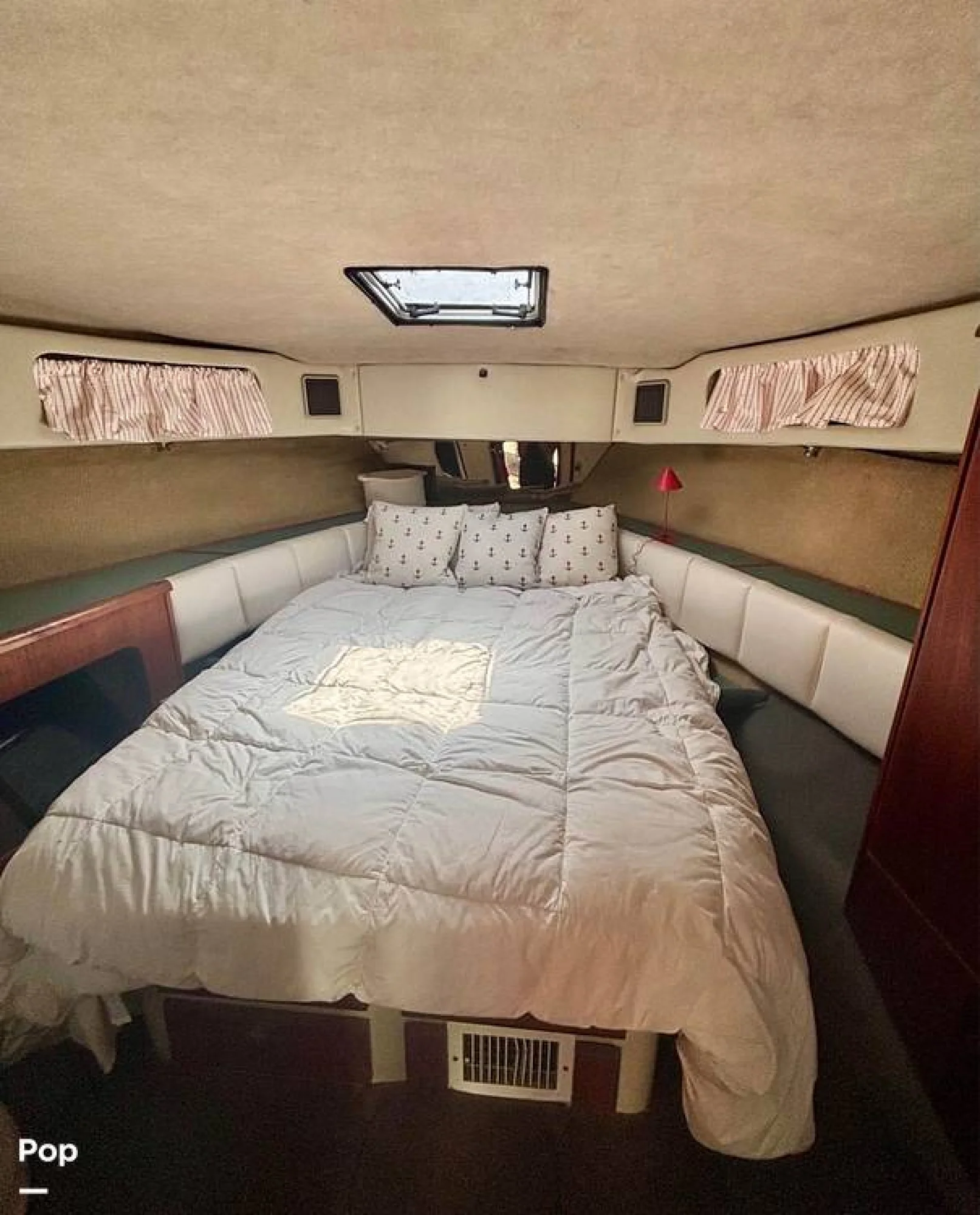 1989 Bayliner 3888 FlyBridge Double Cabin Diesel - Image 5