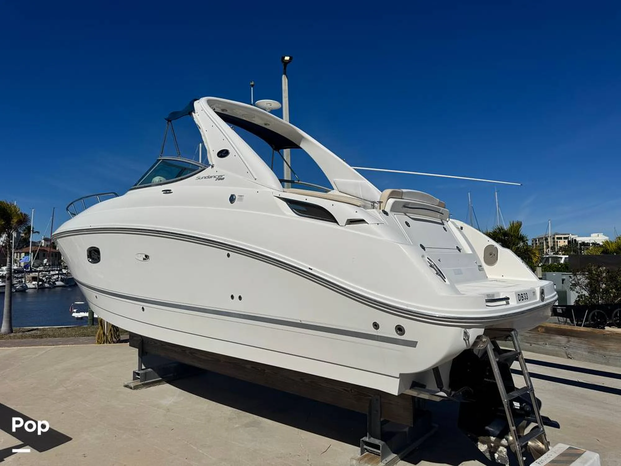 2013 Sea Ray 280 Sundancer - Image 2