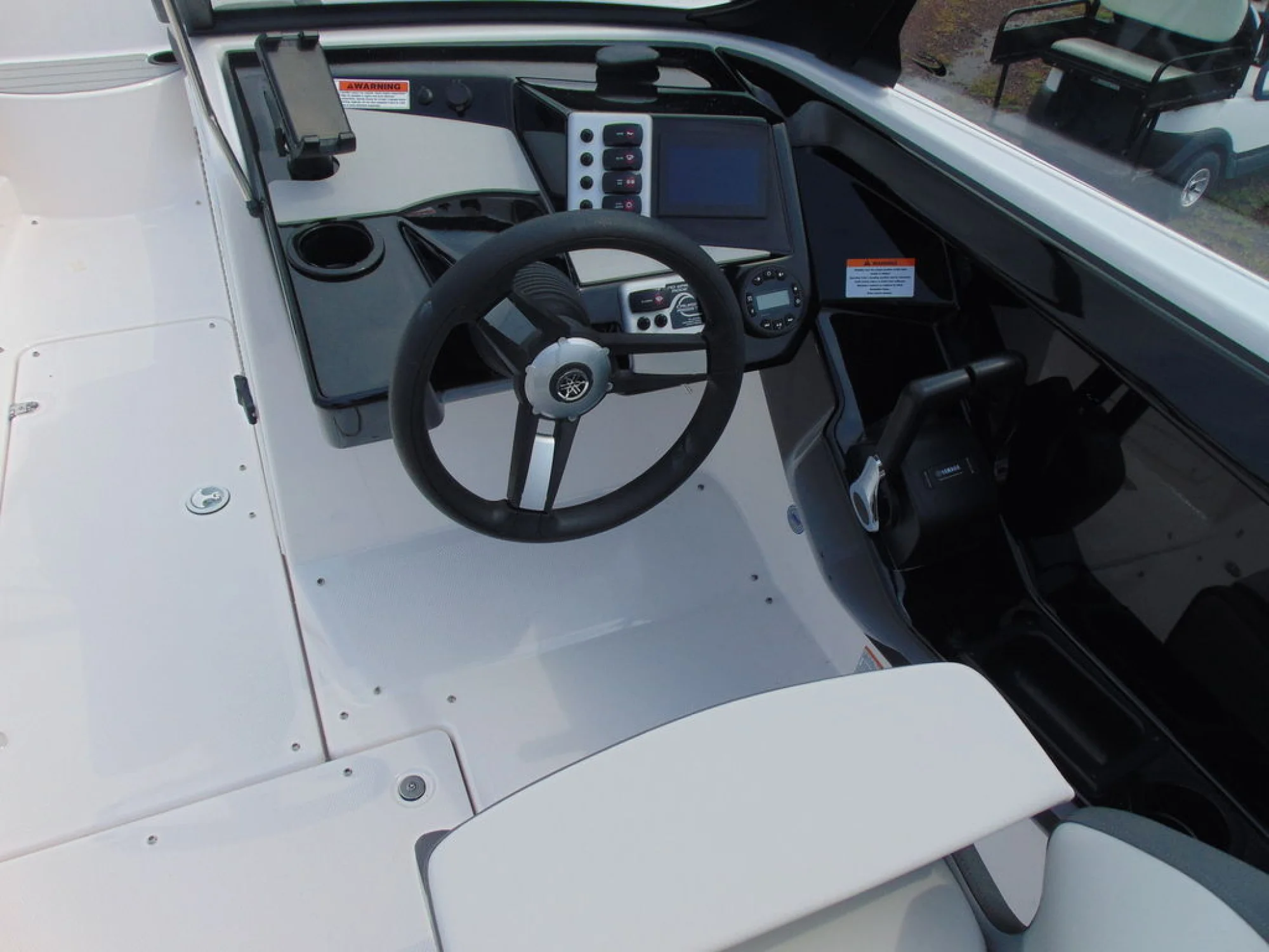Yamaha Marine SX220 - Image 4