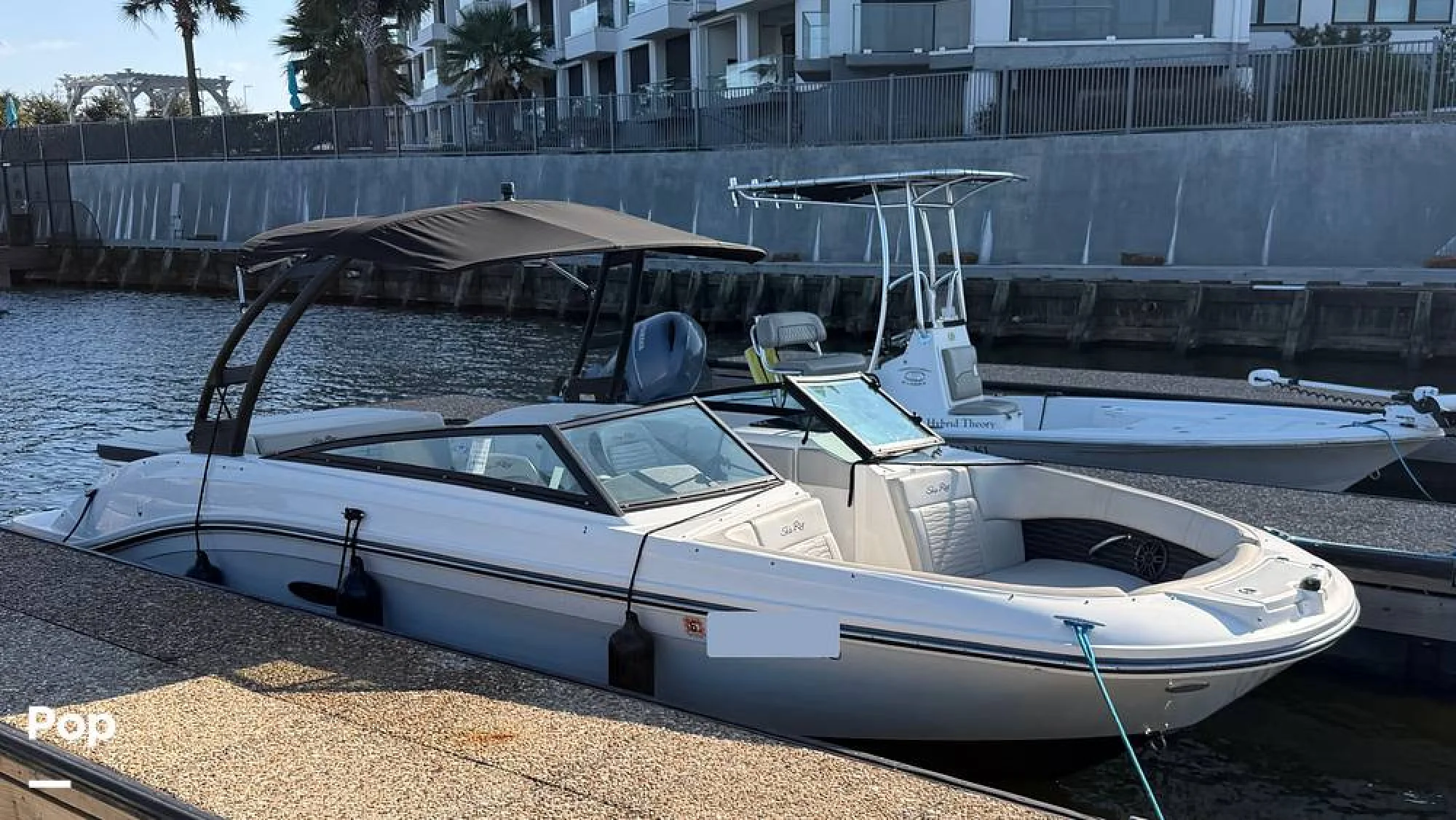 2022 Sea Ray SPX 230 - Image 3