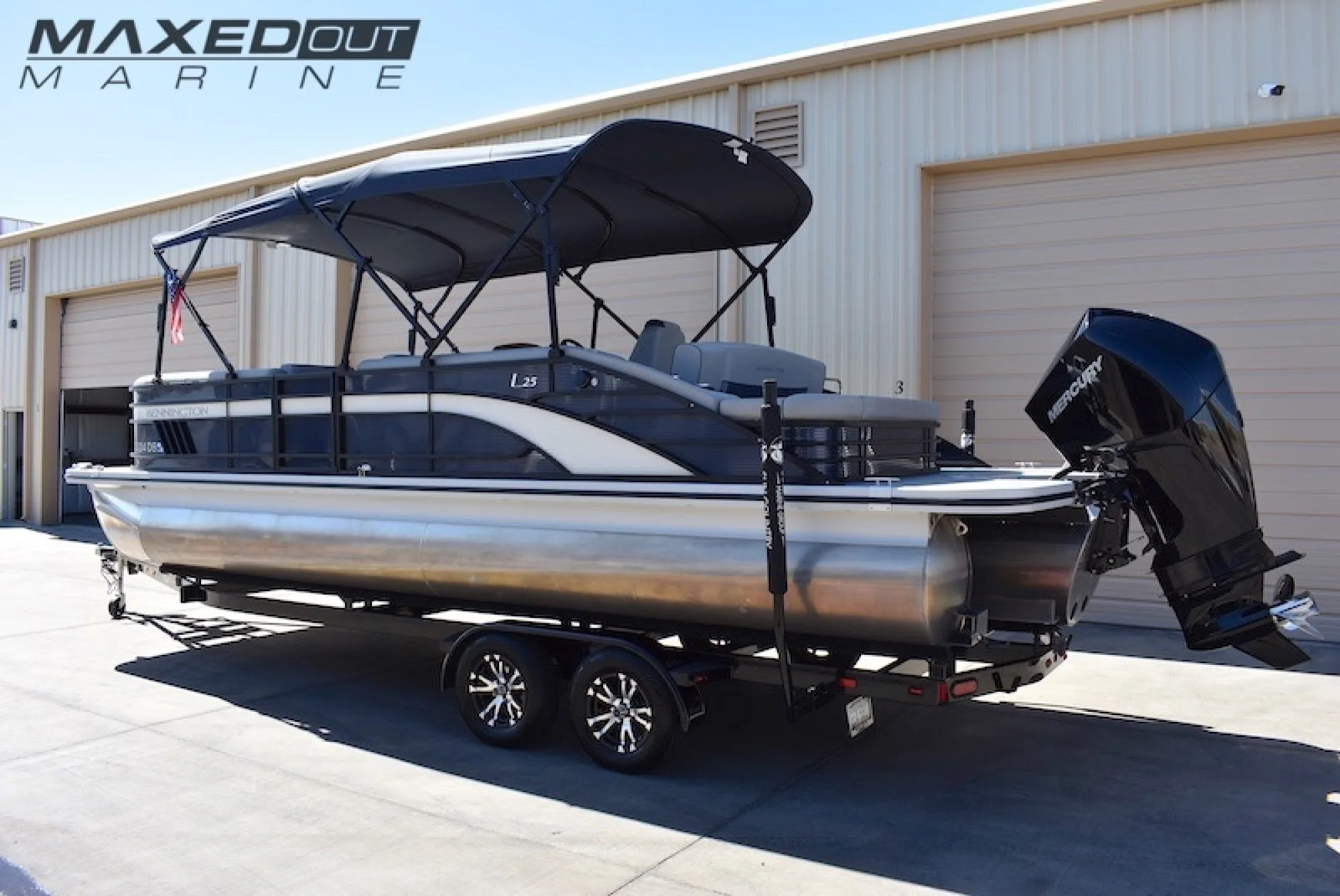 2022 Bennington L Series 25 LSB Tritoon. Mercury 300 Outboard!! - Image 4