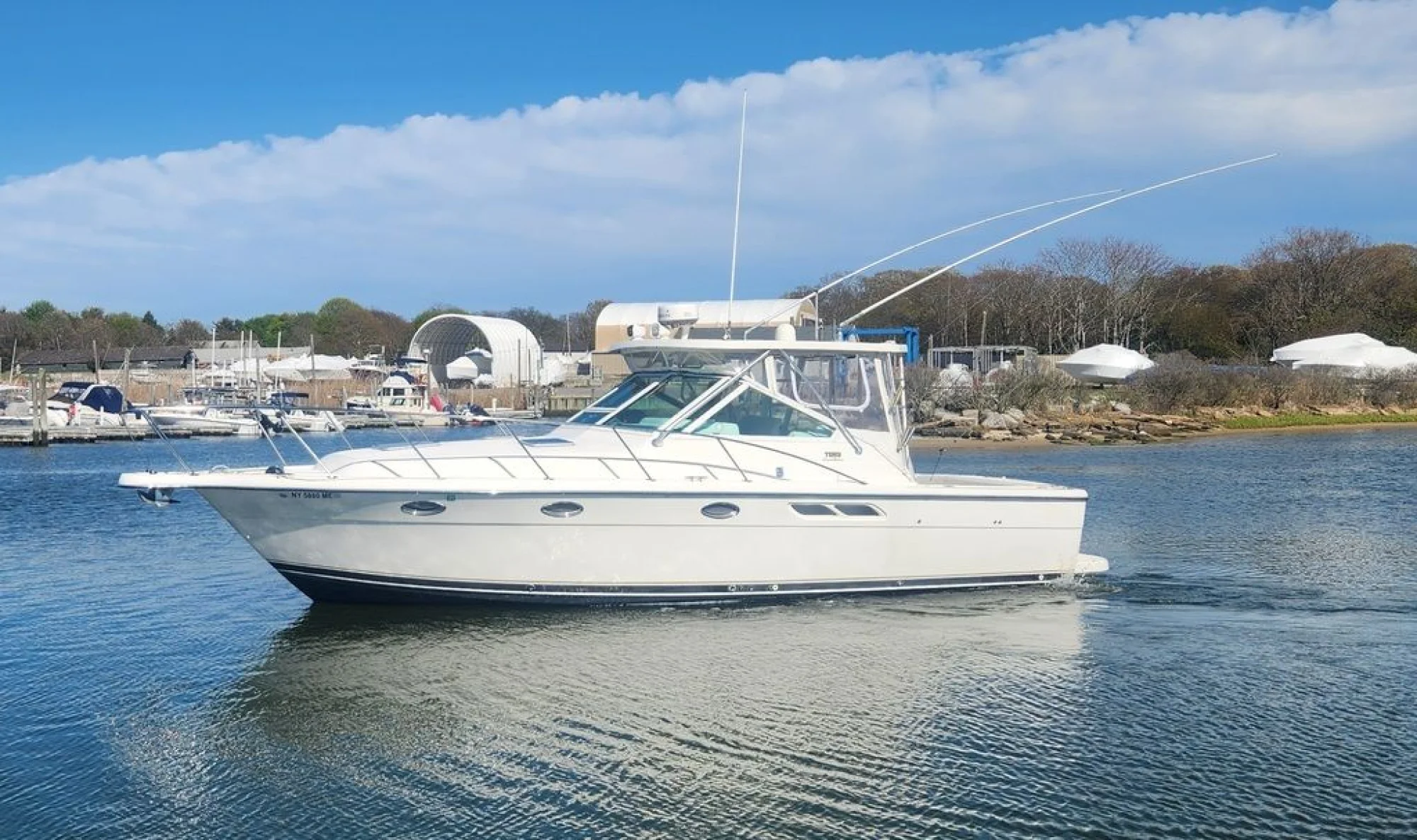 Tiara Yachts 3100 Limited Edition