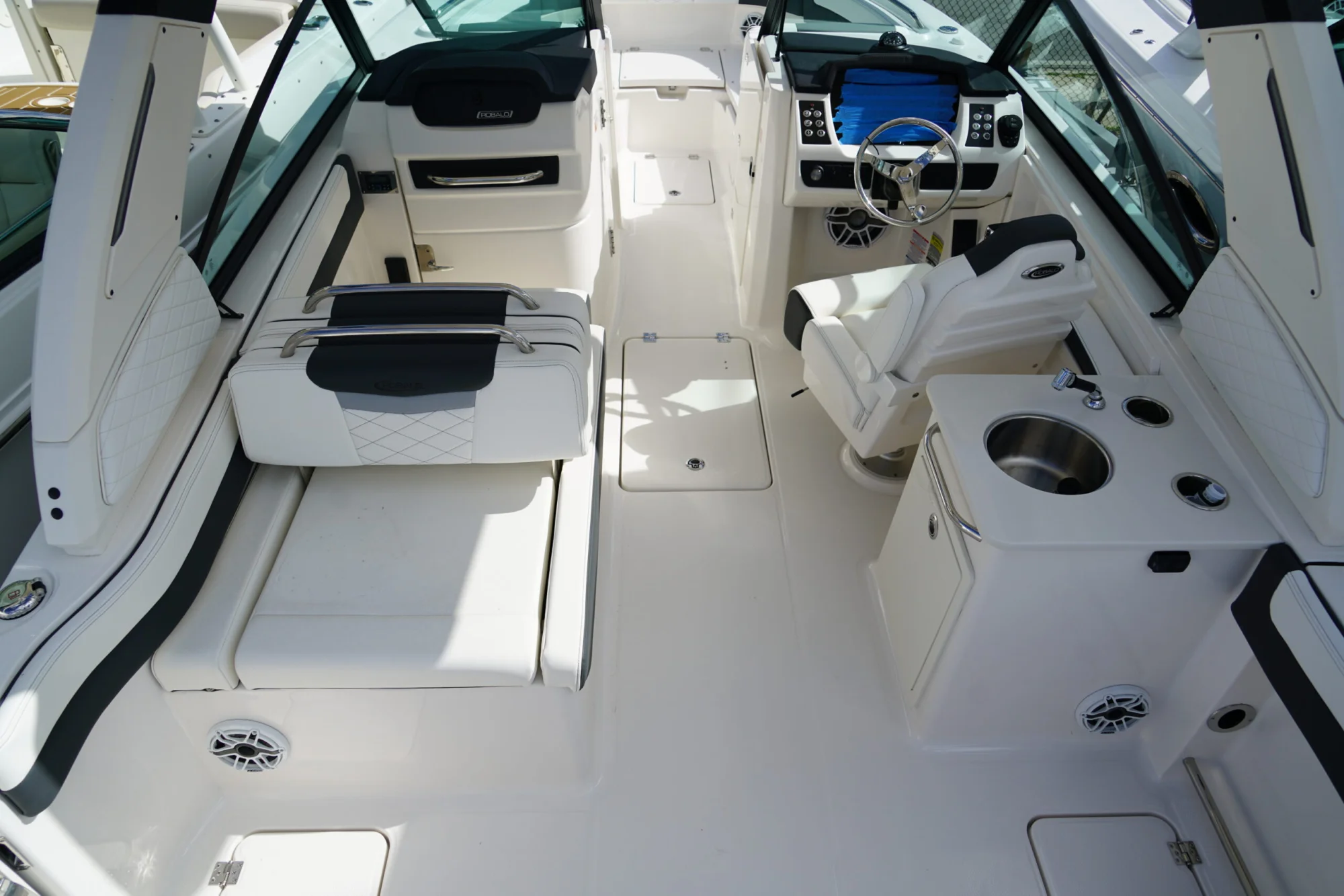 2026 ROBALO R257 - Image 3