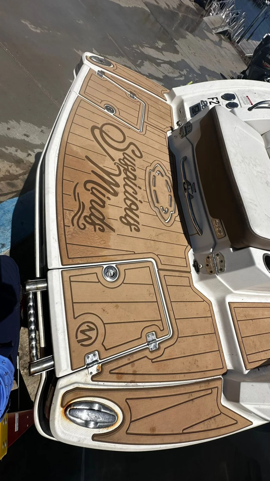 2015 Chaparral 264 Sunesta - Image 5