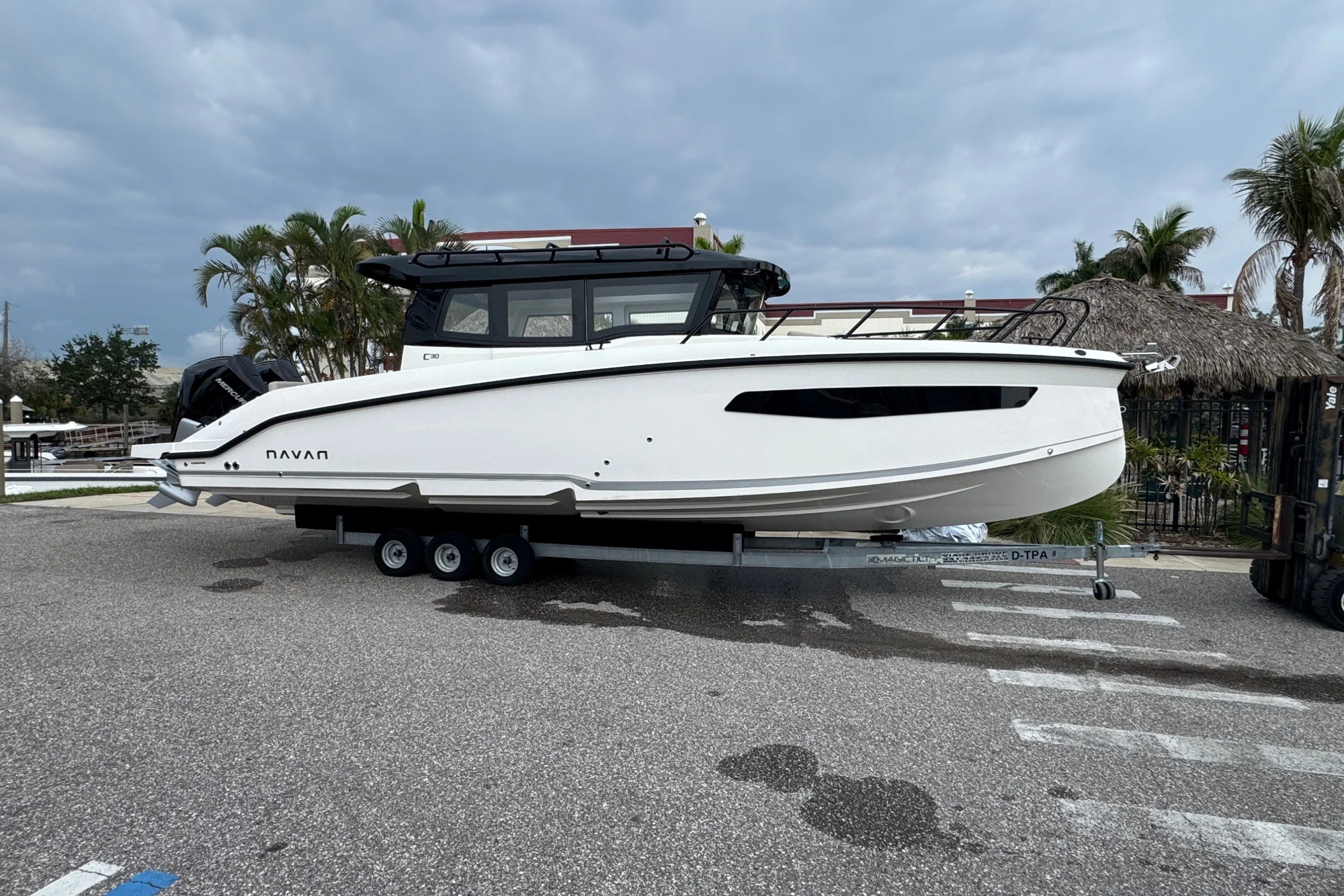 2026 Navan C30 - Image 3