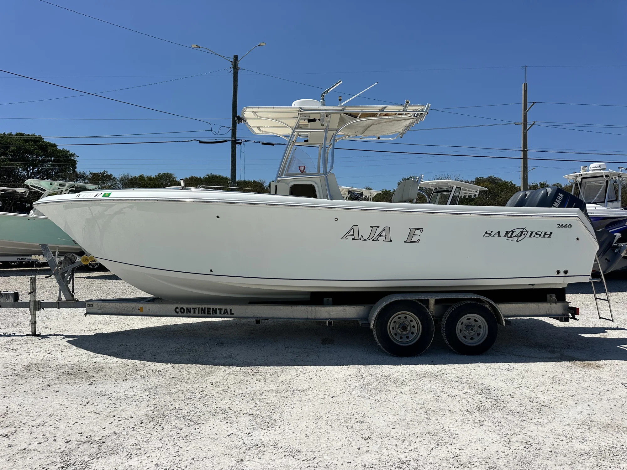 2008 Sailfish 2660 CC